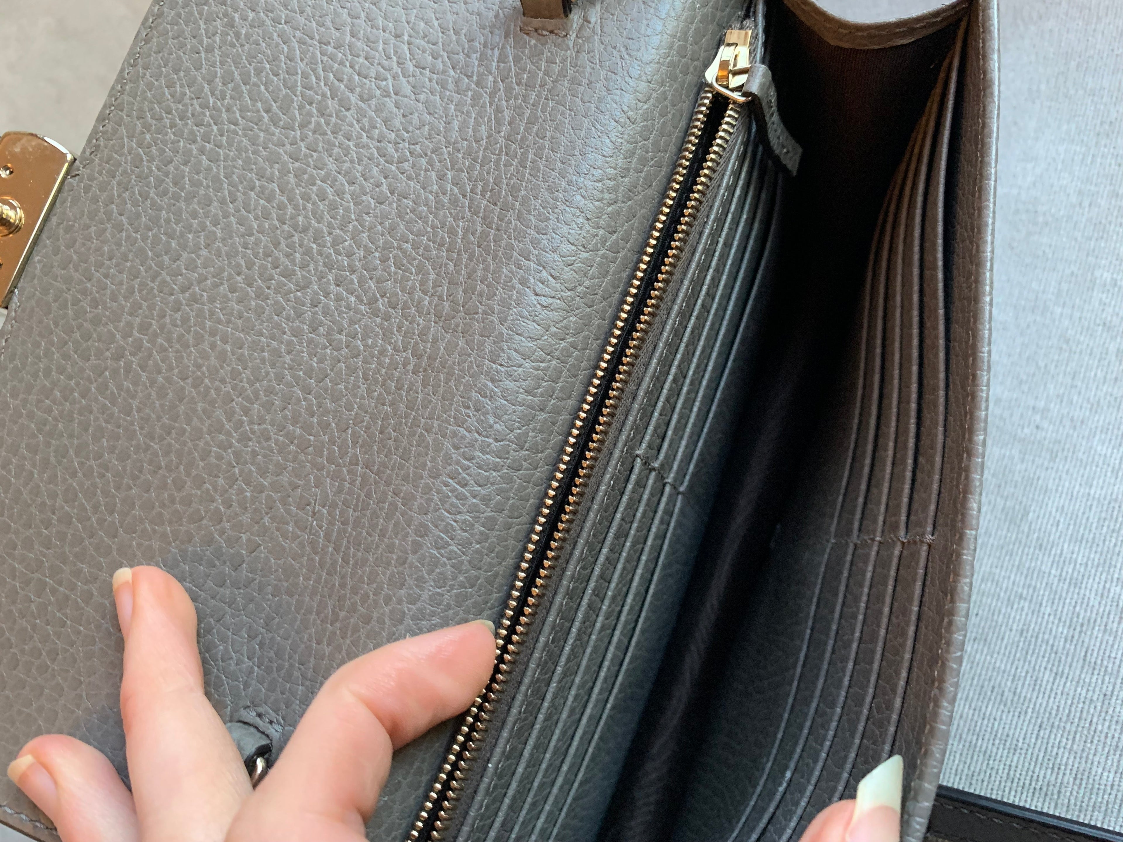 Gucci Dollar Grey Interlocking Chain Wallet