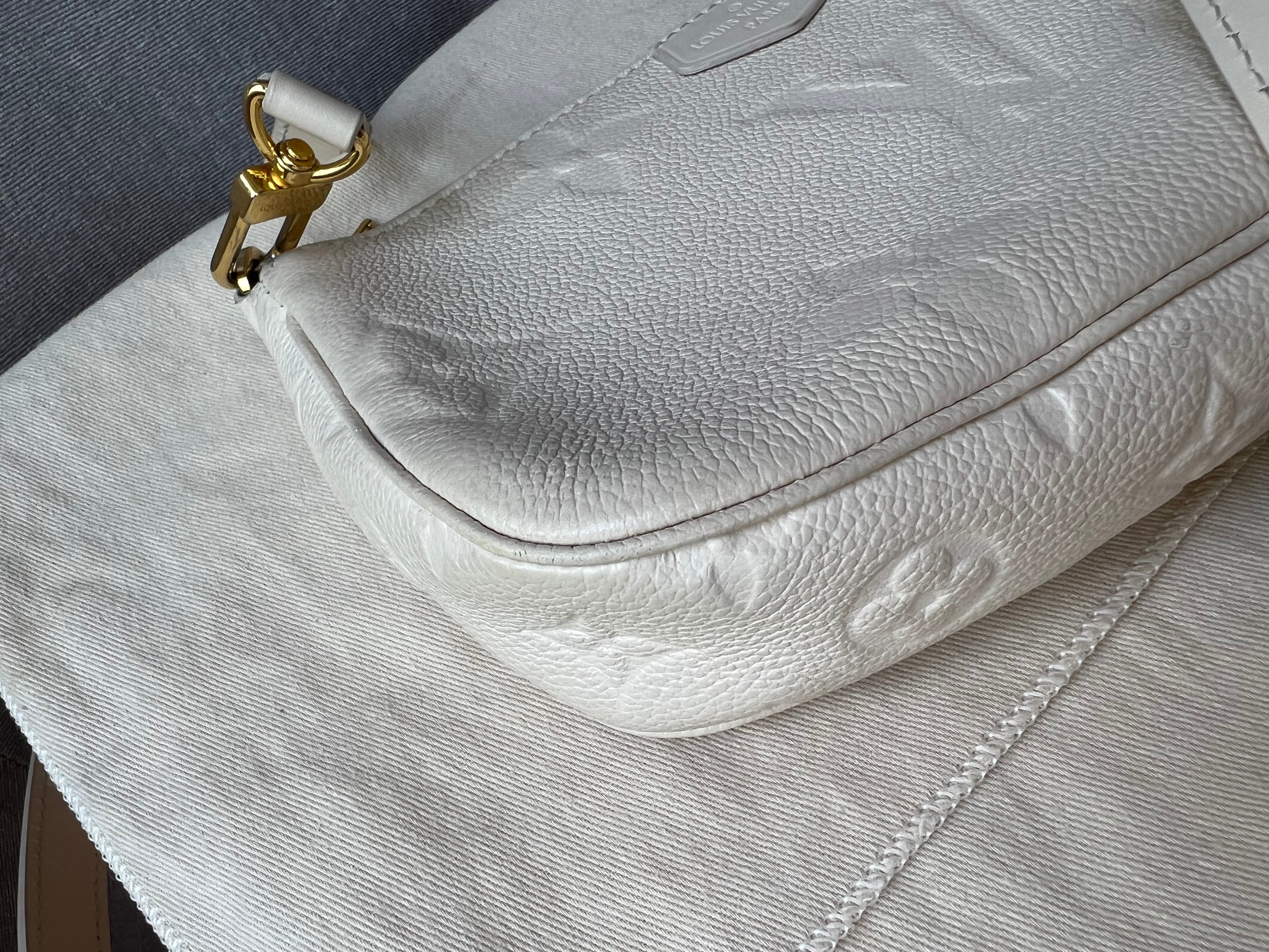 Louis Vuitton Multi Pochette Accessoires Creme Empreinte (RRP £2110)