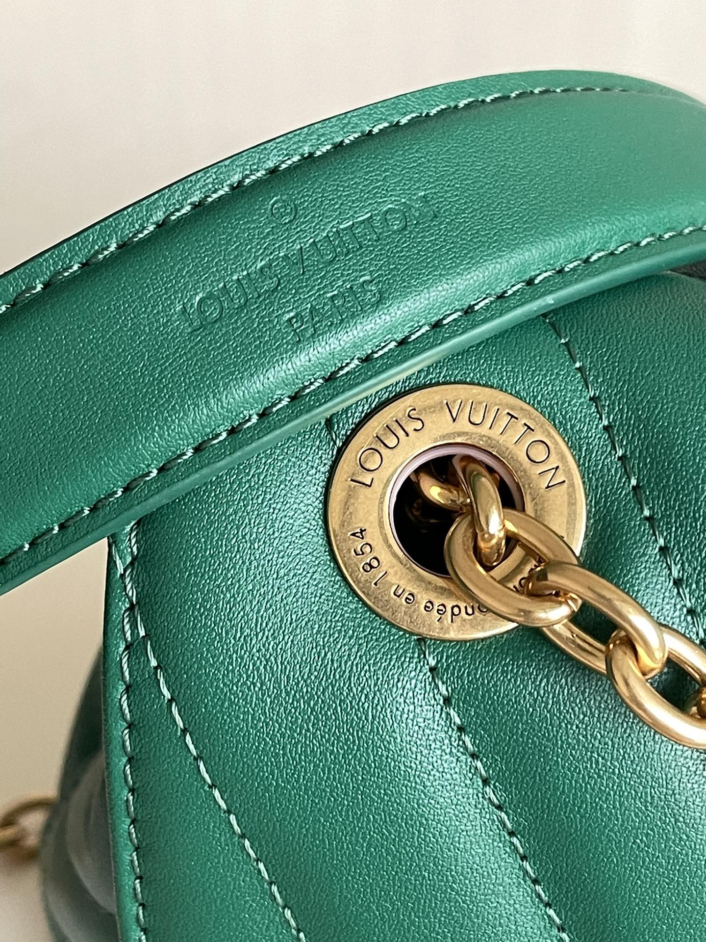 Louis Vuitton New Wave Chain Bag