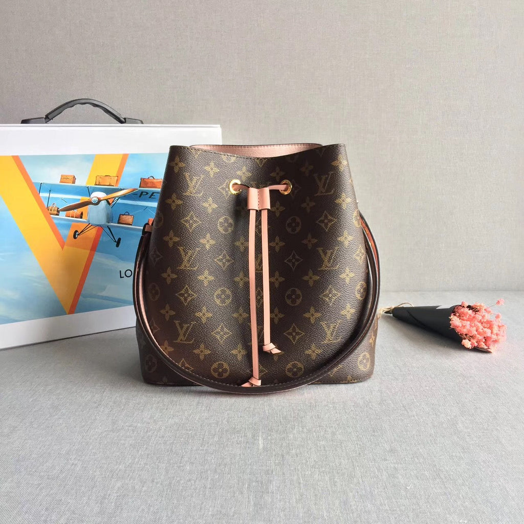 Louis Vuitton NeoNoe MM Bag