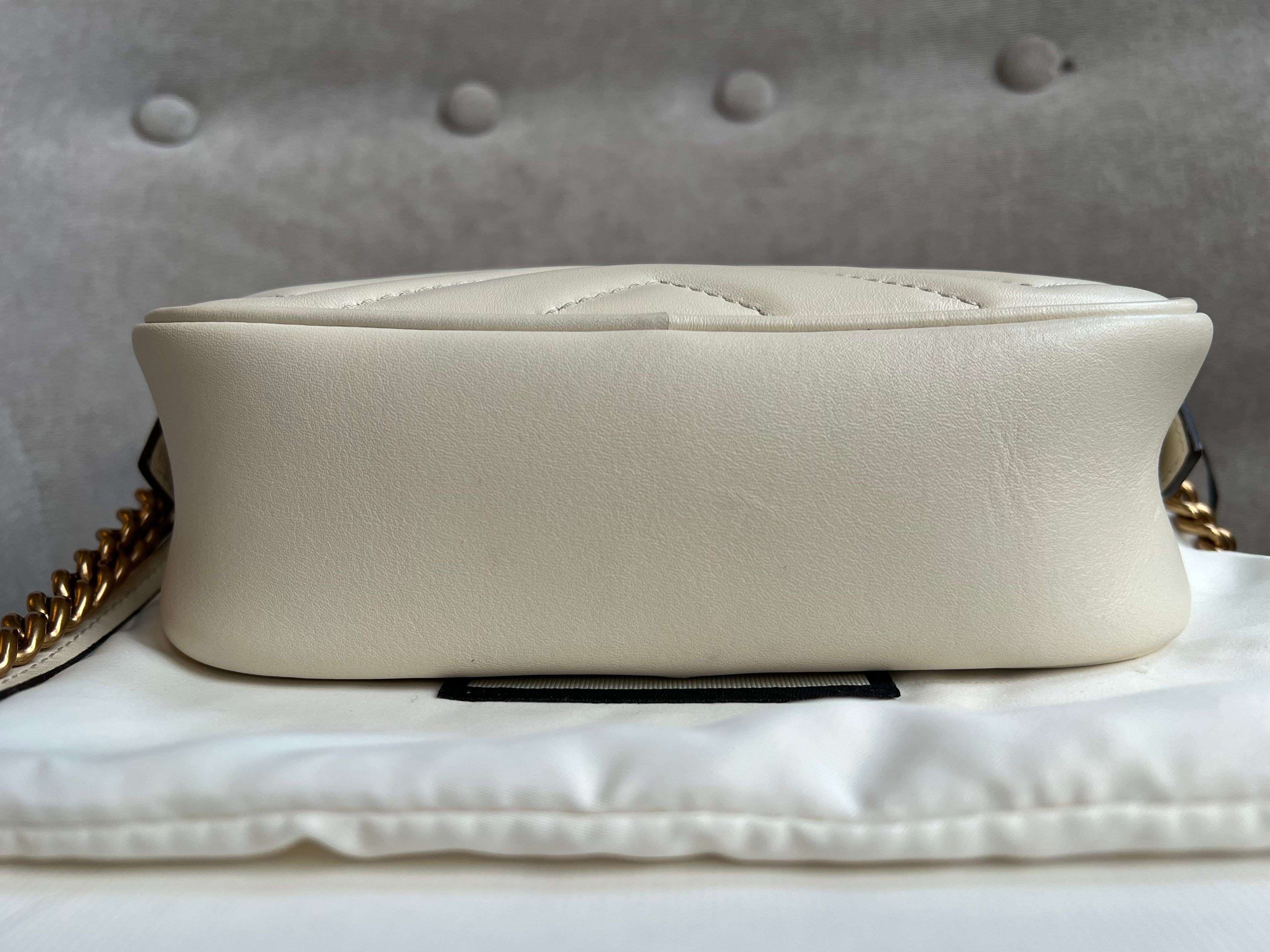 Gucci GG White Marmont Mini Shoulder Bag (RRP £1,160)