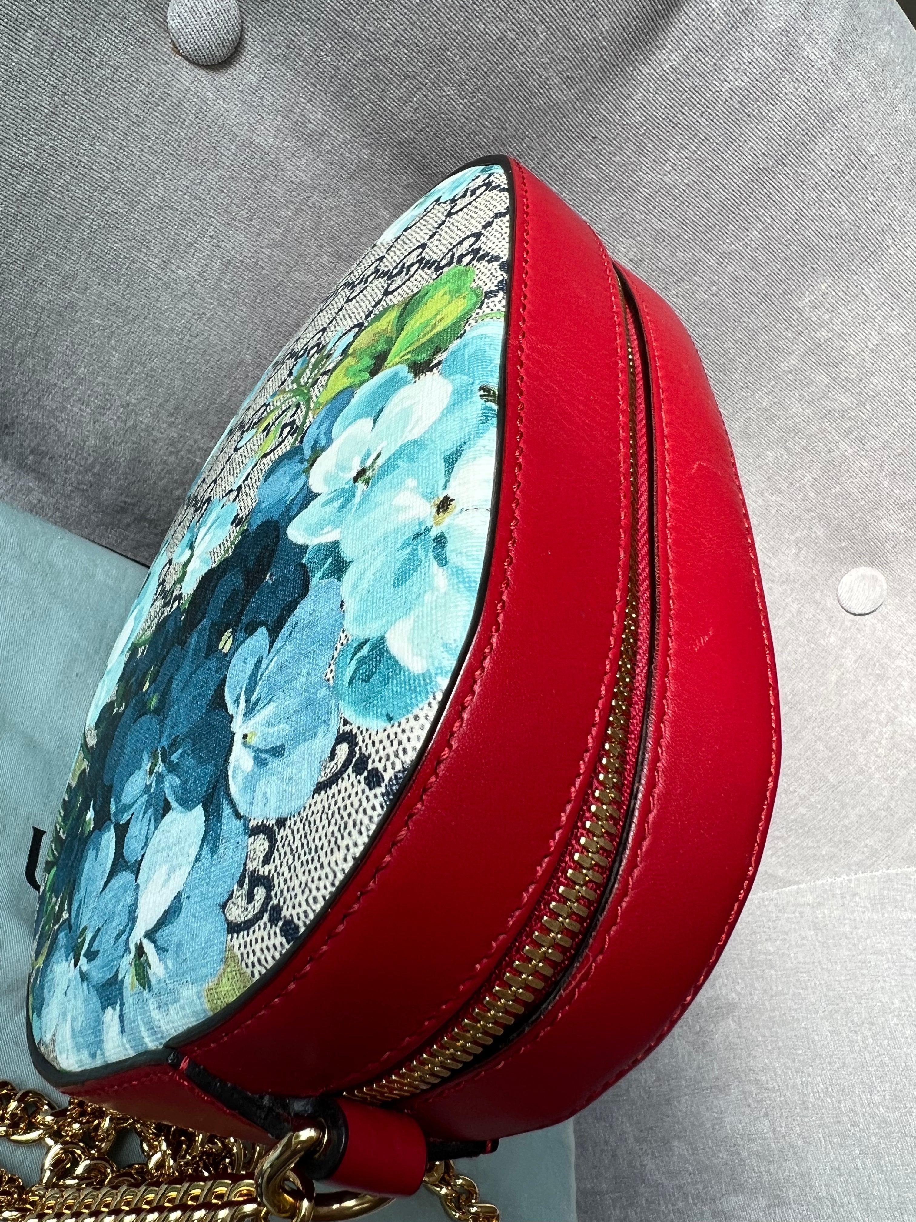Gucci Dionysus Blooms GG Supreme Chain Mini Bag