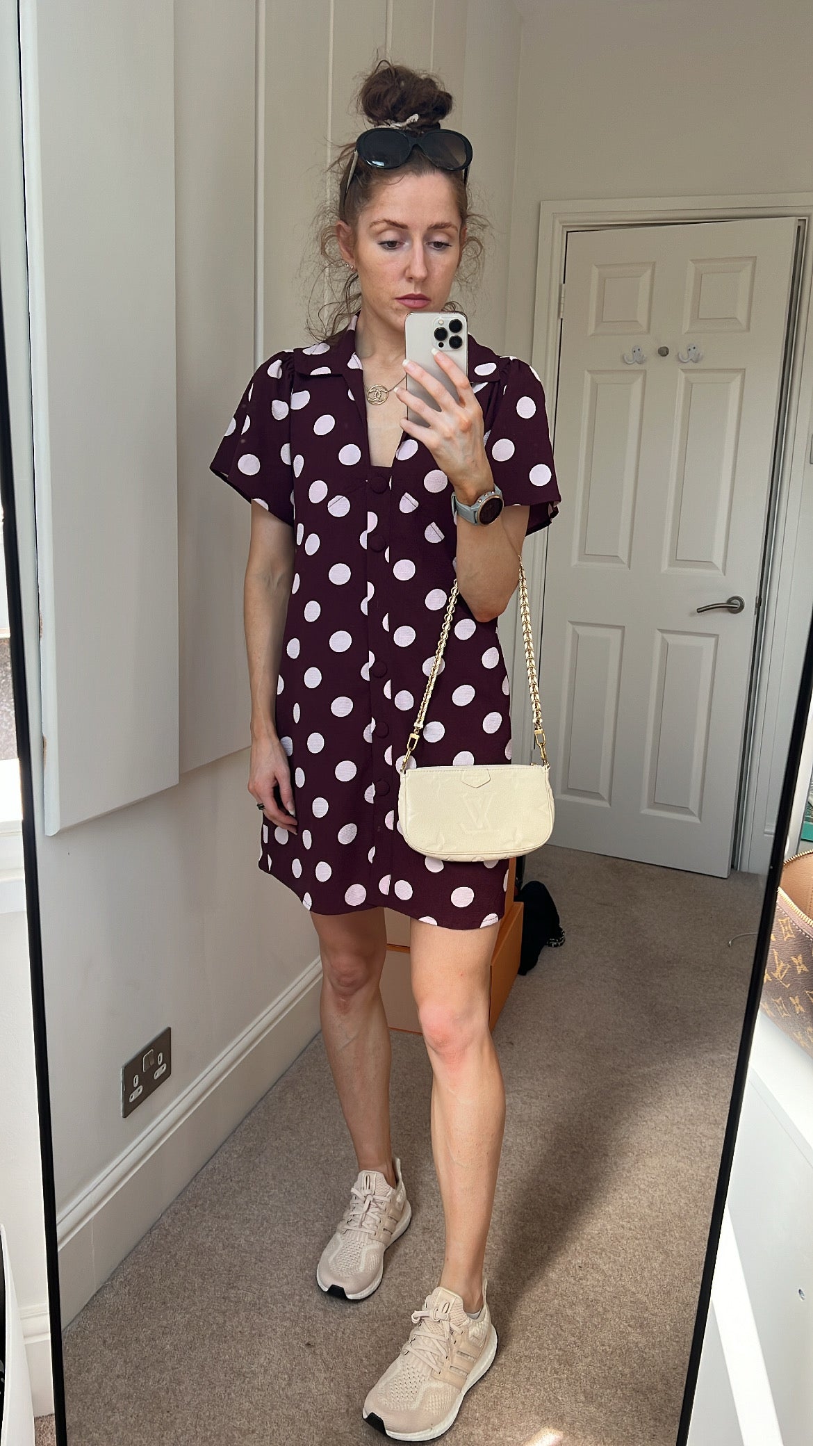 Louis Vuitton Multi Pochette Accessoires Creme Empreinte (RRP £2110)
