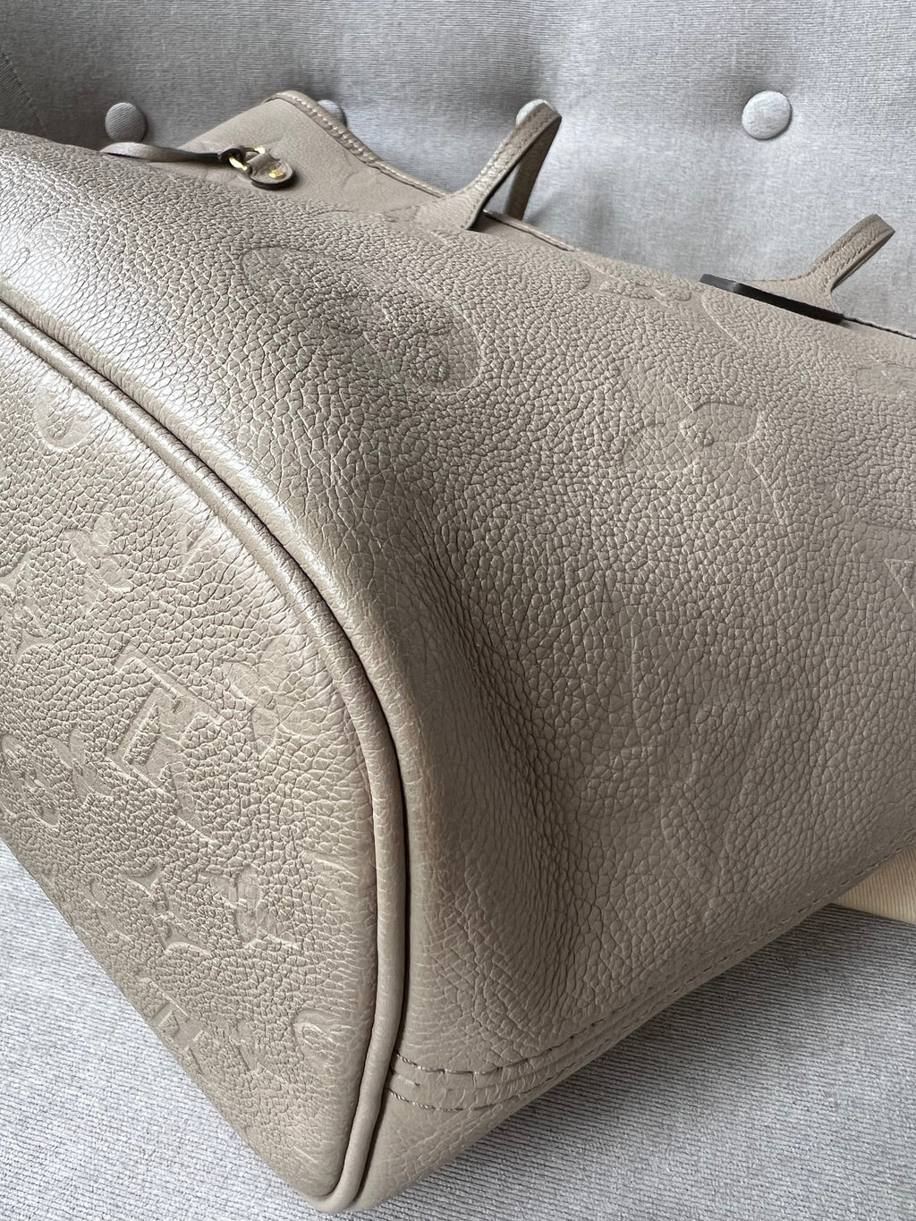 Louis Vuitton Neverfull MM Dune Empreinte (RRP £1,940)