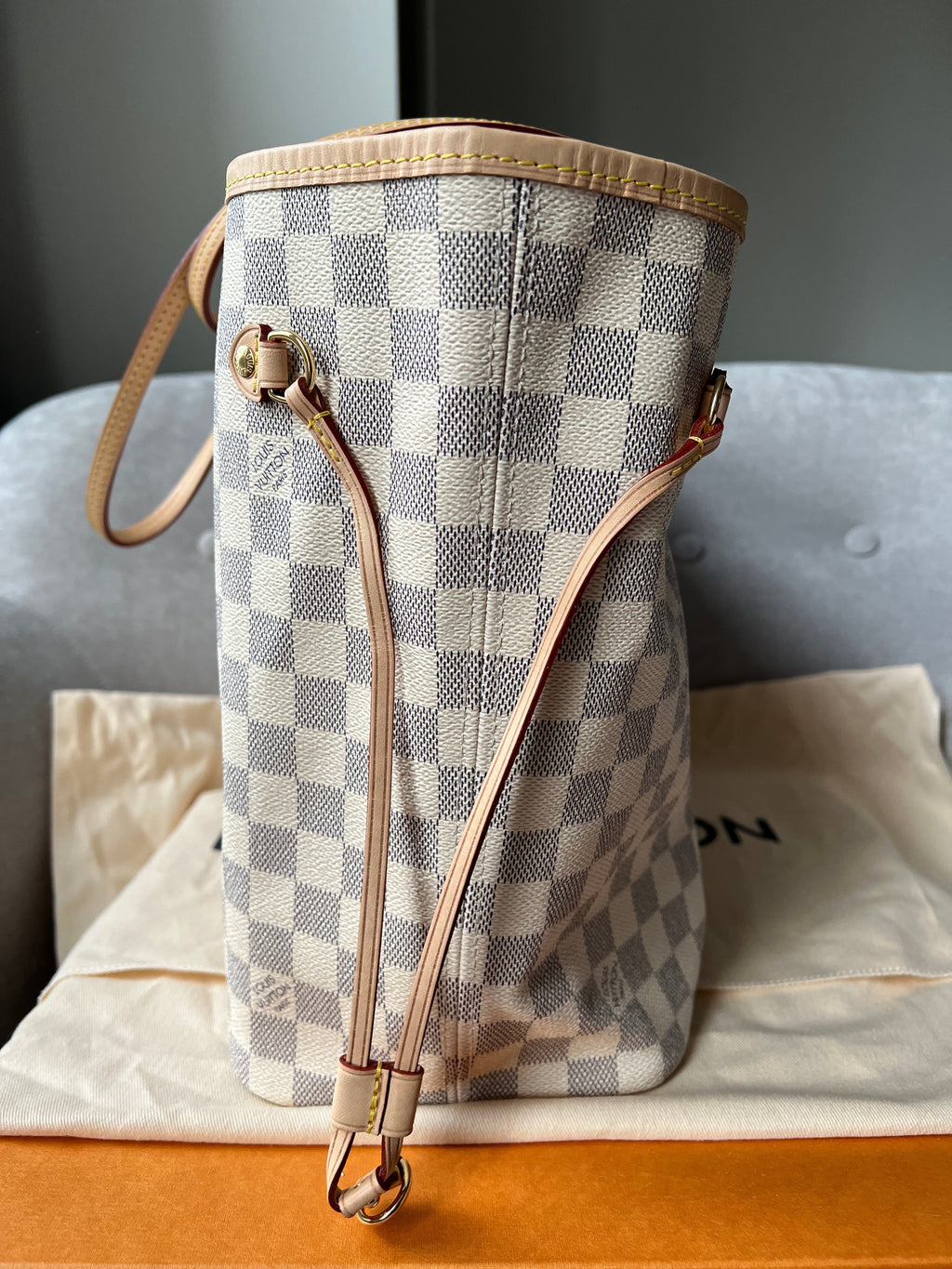 Louis Vuitton Neverfull MM  Damier Azur (RRP £1,410)