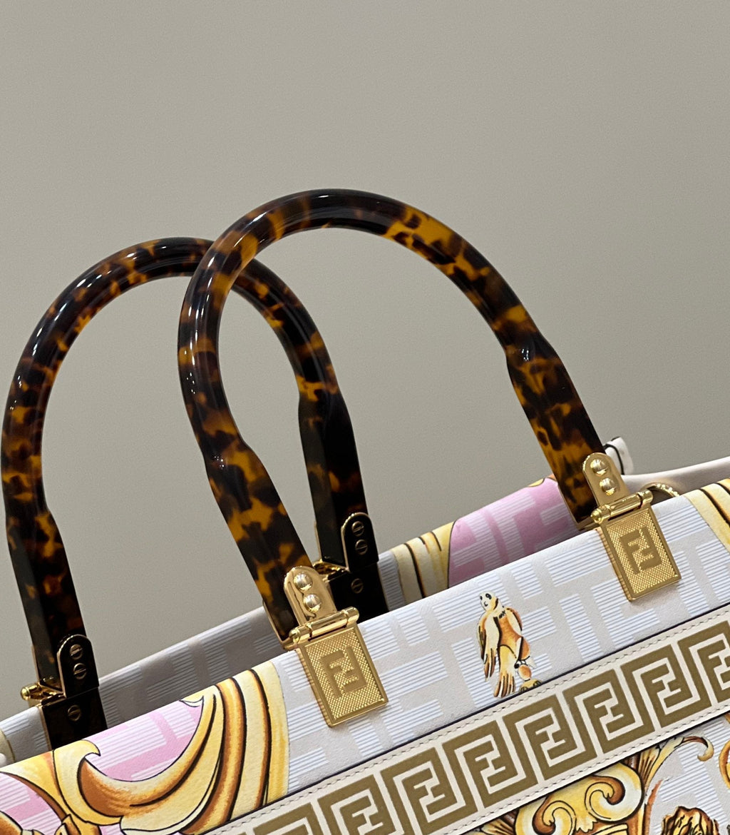 Fendi Sunshine Shopper Meduim Bag