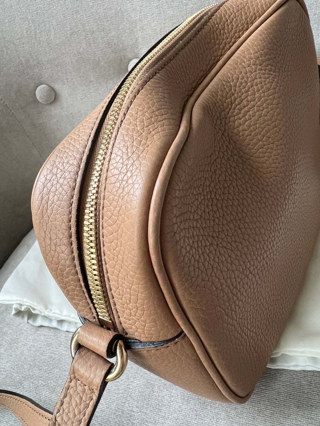 Gucci Rose Beige Soho Disco