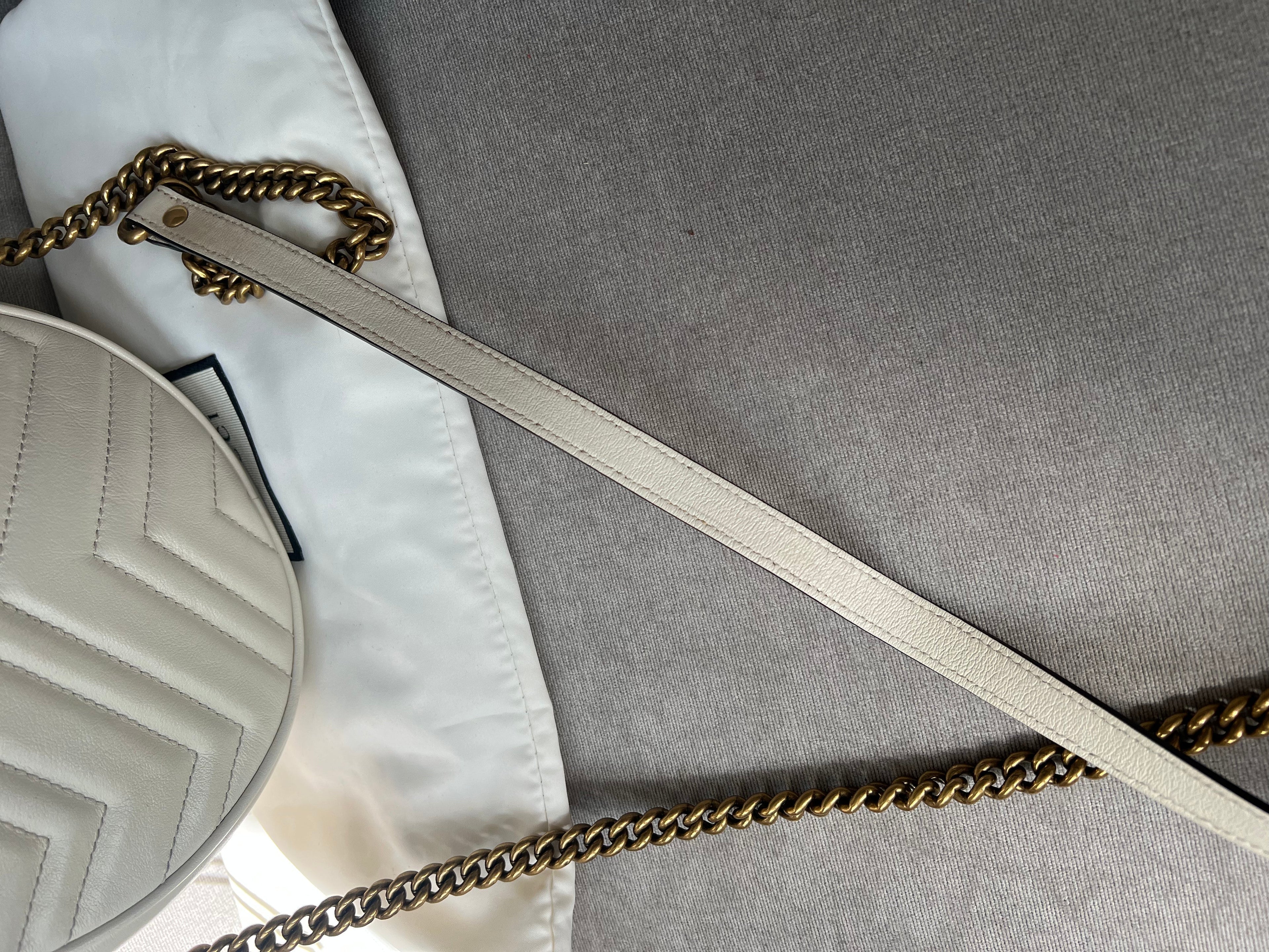 Gucci GG Round White Marmont Small Shoulder Bag