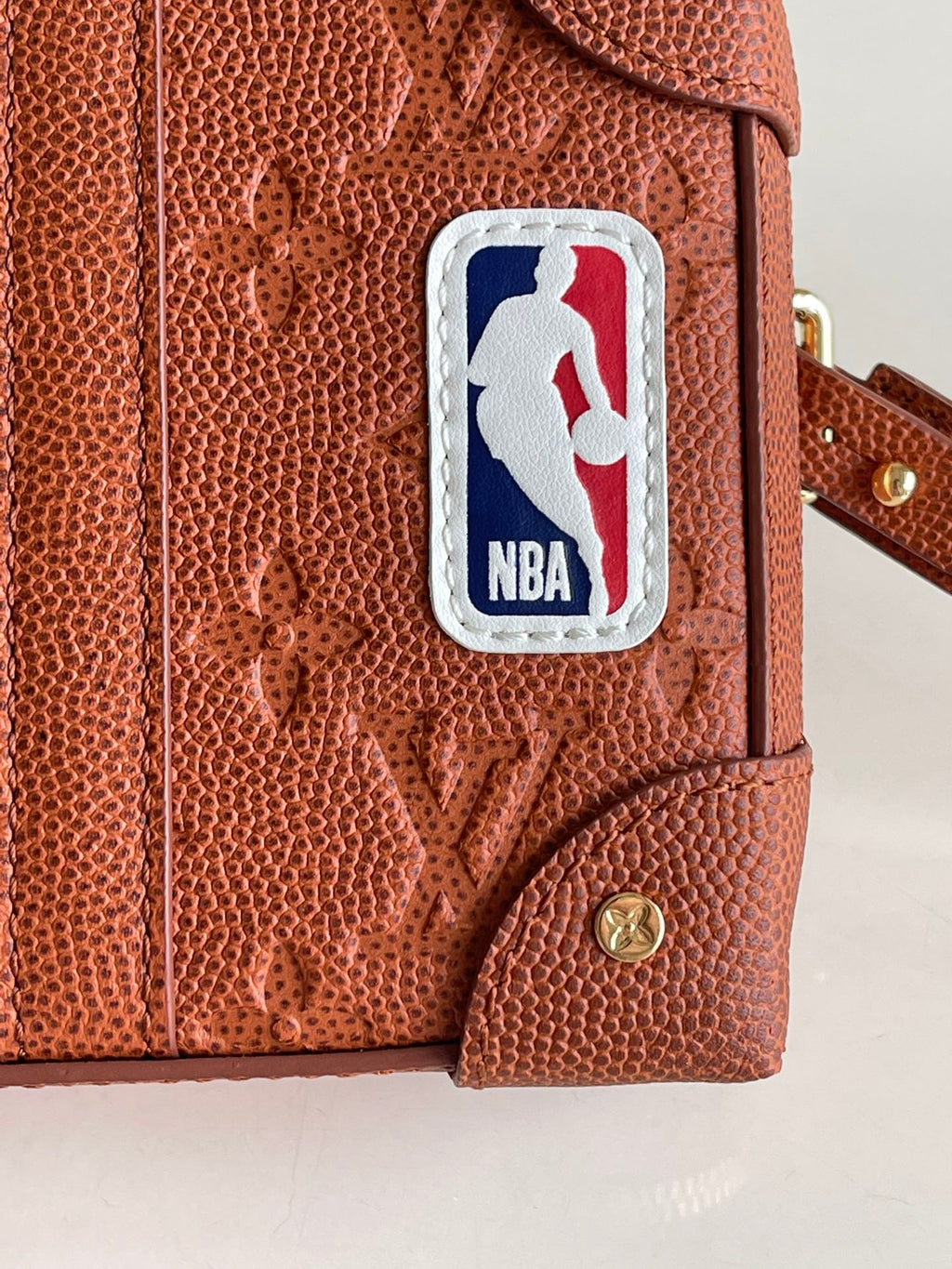Louis Vuitton X NBA Soft Trunk Wearable Wallet  Bag