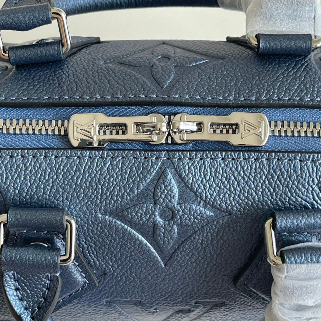 Louis Vuitton Speedy Bandouliere 20 Bag