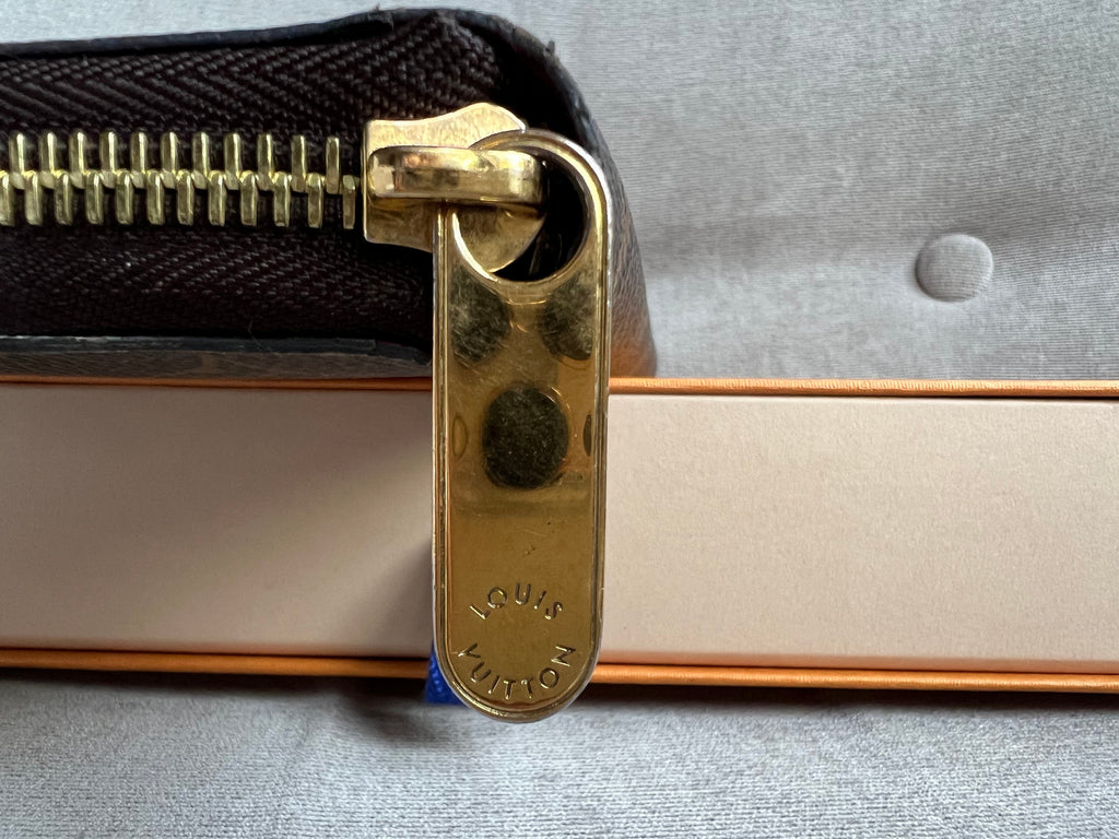 Louis Vuitton Zippy Wallet in Monogram (RRP £565)