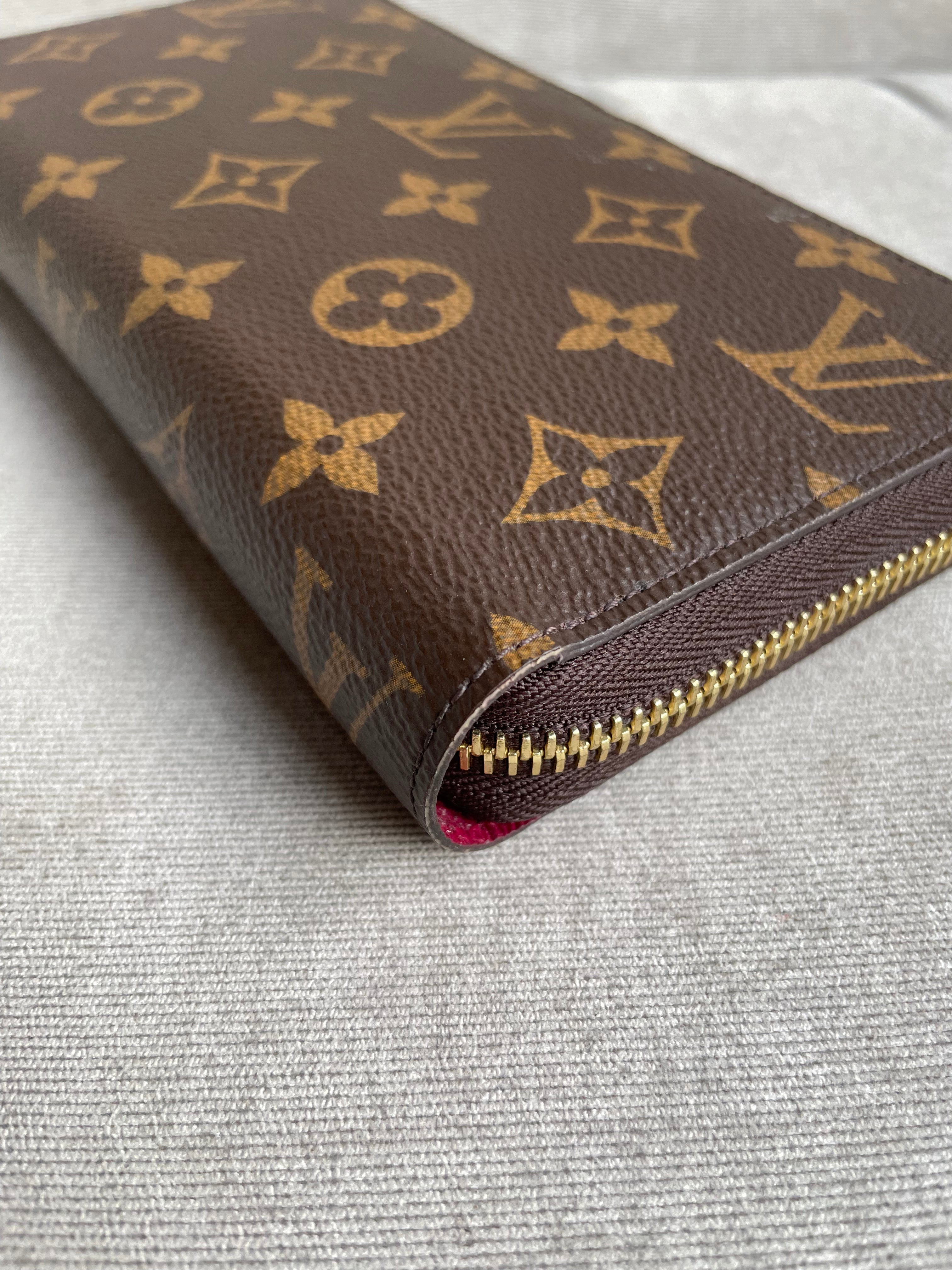 Louis Vuitton Zippy Wallet in Monogram (RRP £565)