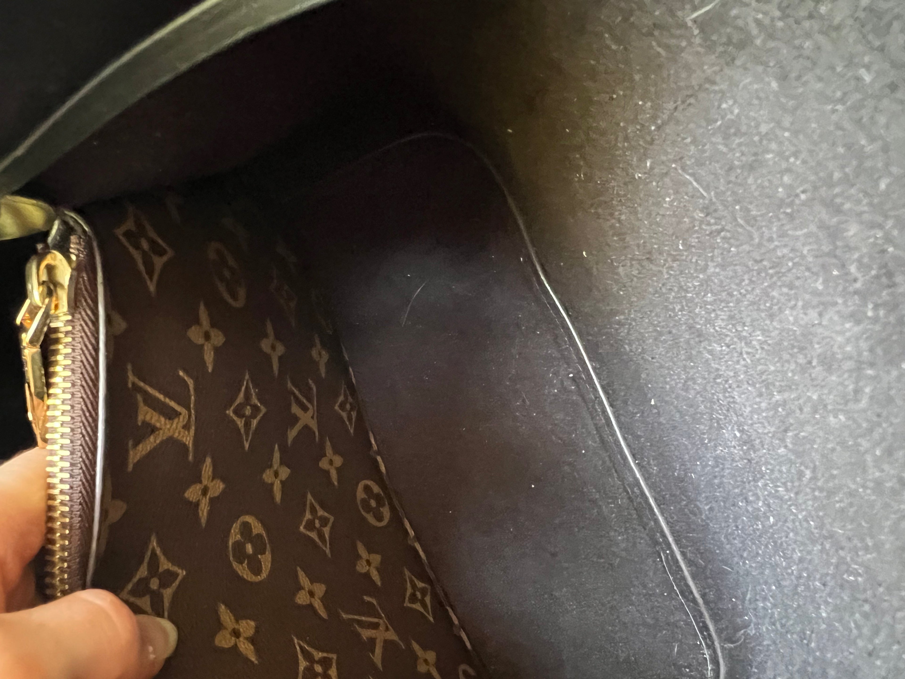 Louis Vuitton Neo Noe Monogram and Black (RRP £1,560)