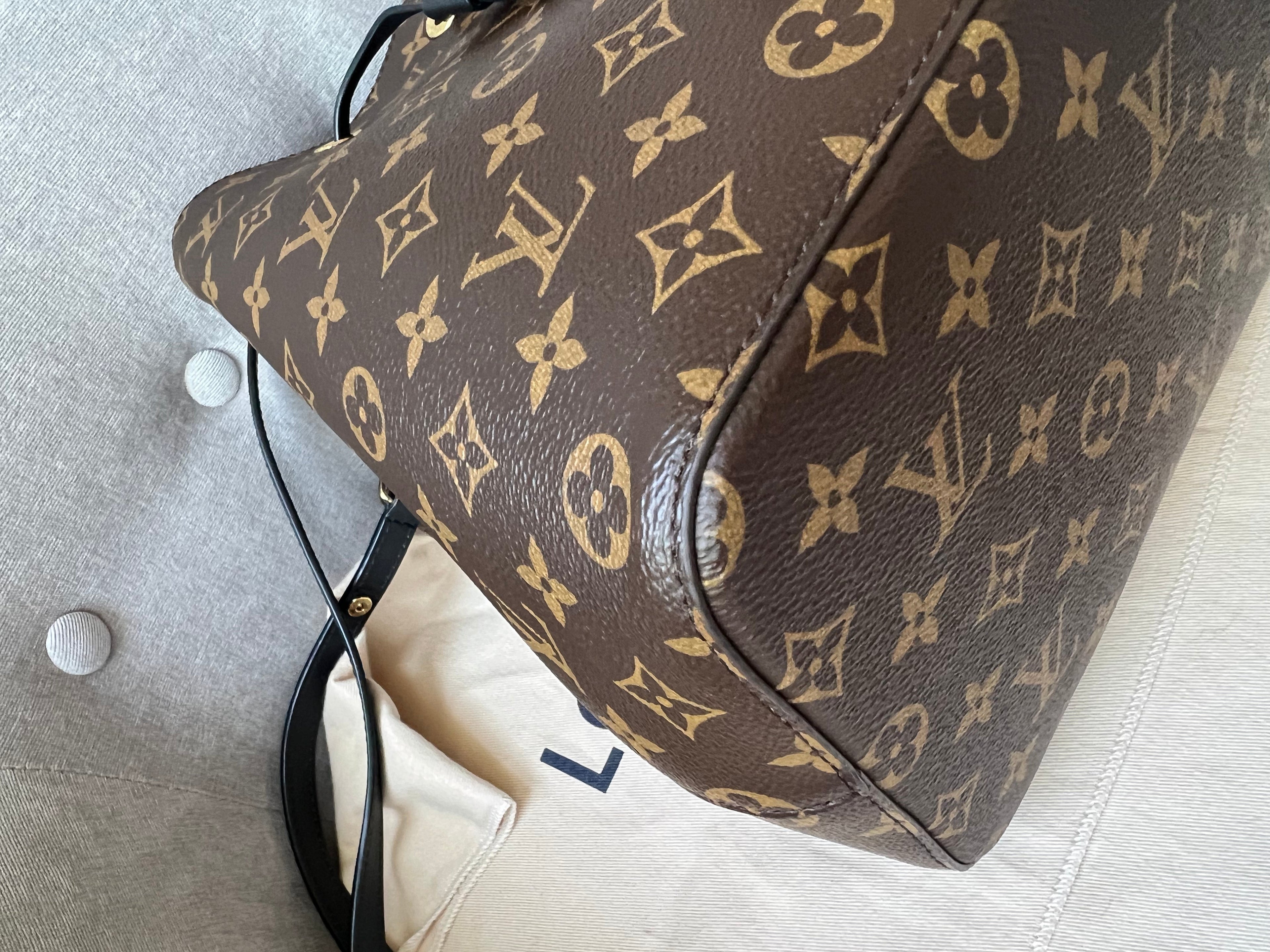 Louis Vuitton Neo Noe Monogram and Black (RRP £1,560)