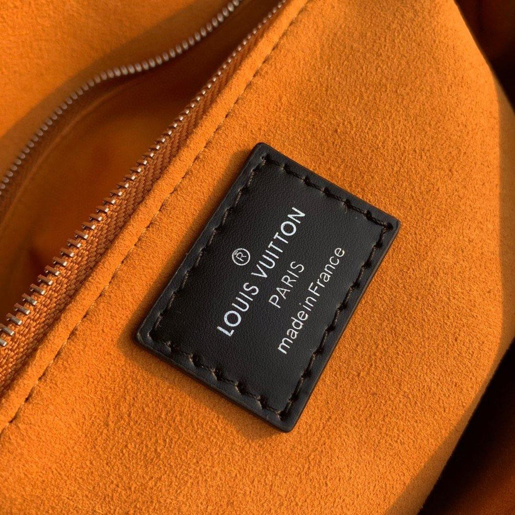 Louis Vuitton Pochette Grenelle Bag