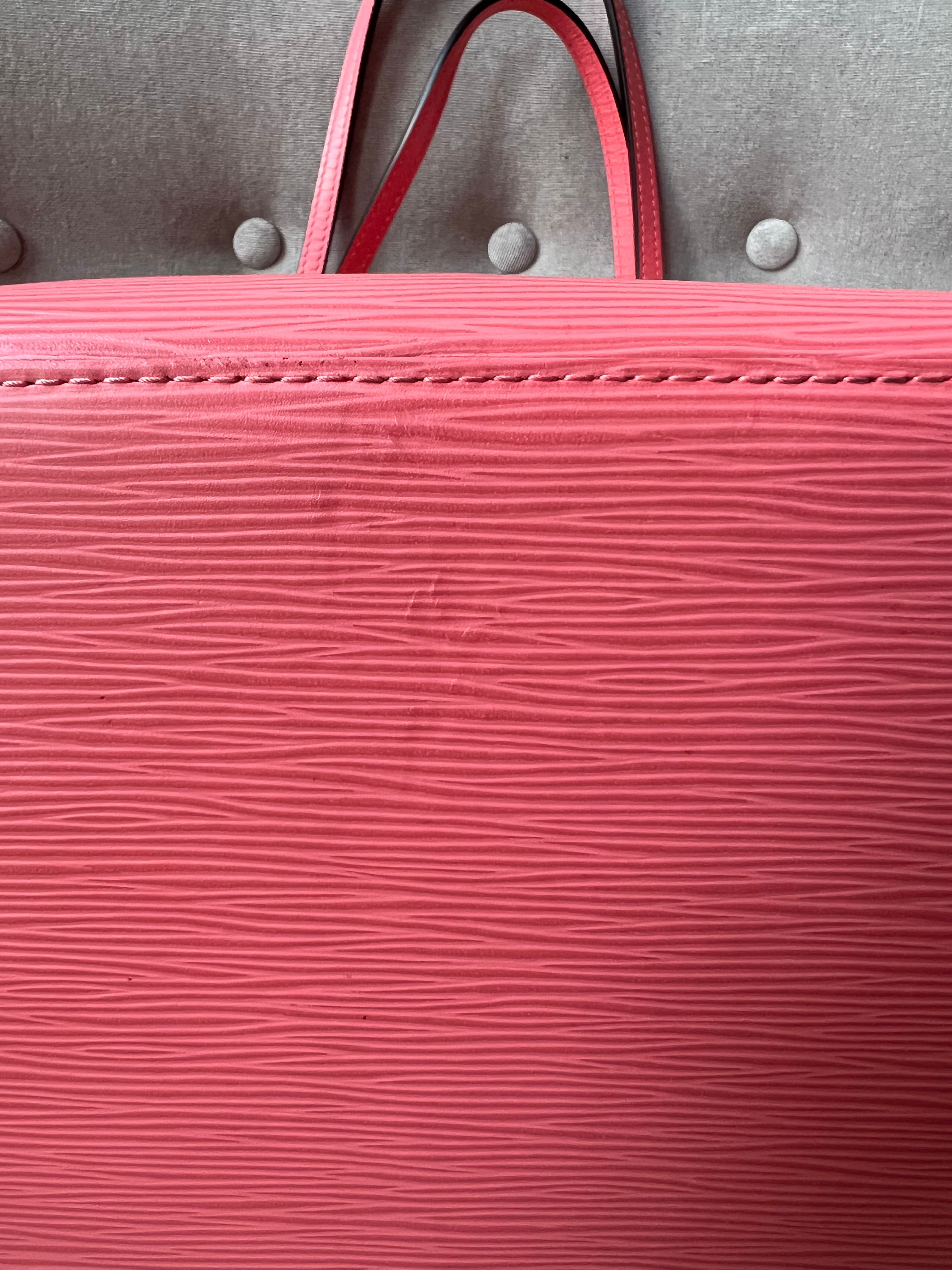 Louis Vuitton Neverfull MM Coral Epi Leather (RRP £1,740)