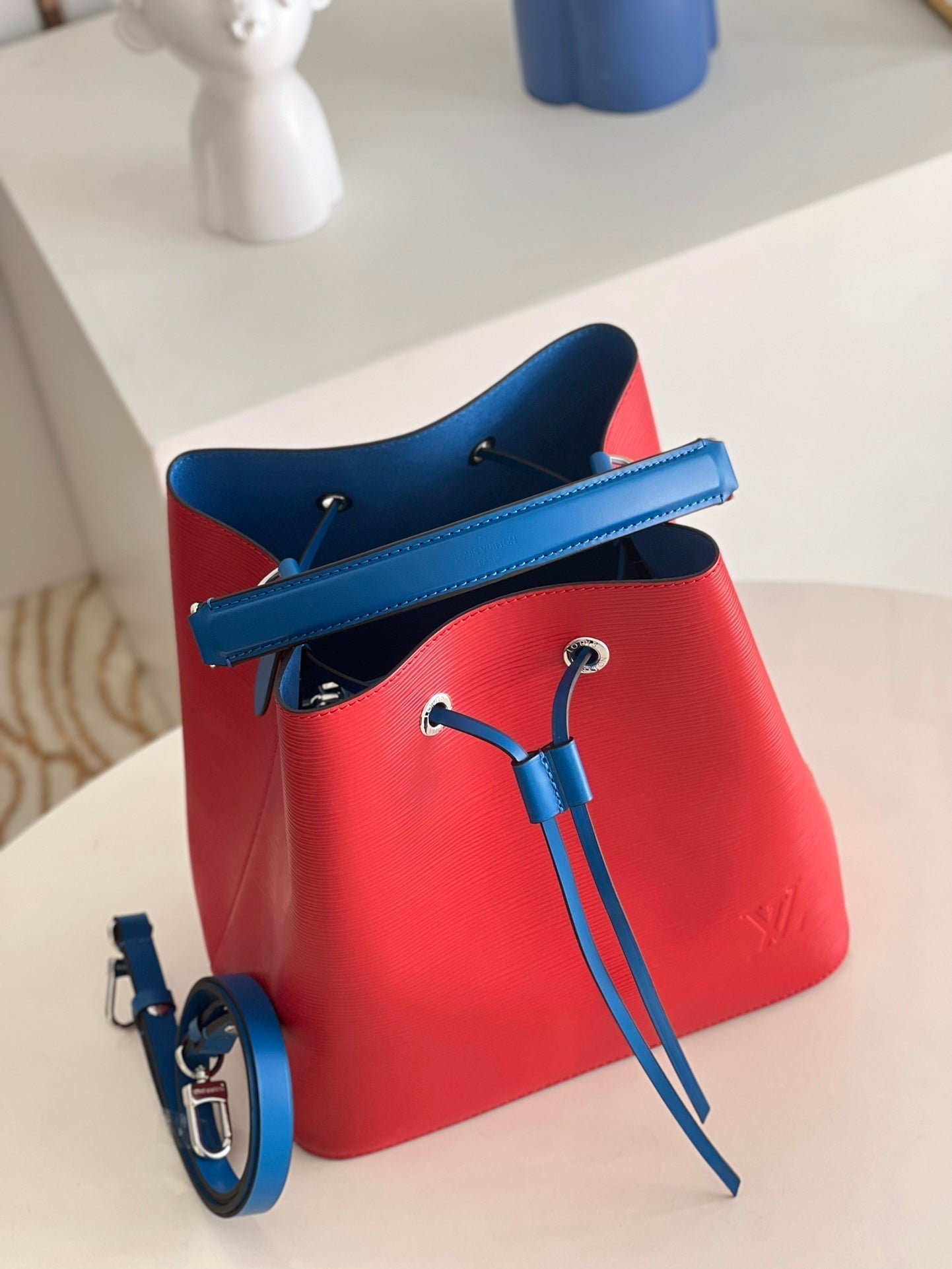 Louis Vuitton NeoNoe MM Bag