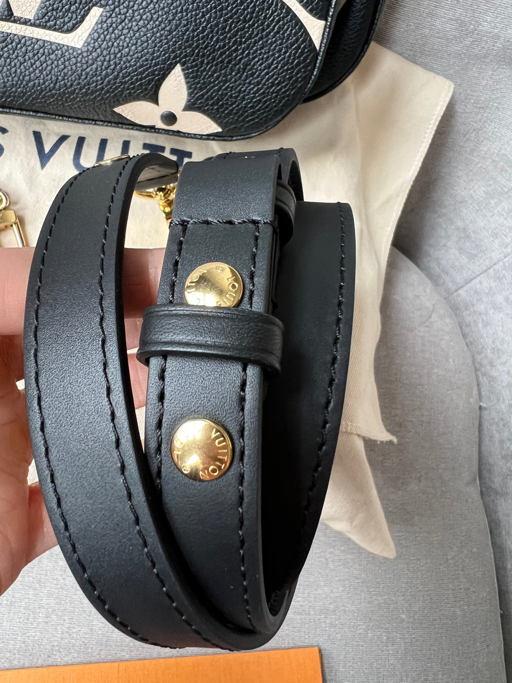 Louis Vuitton Multi Pochette Accessoires Black Beige Empreinte (RRP £2120)