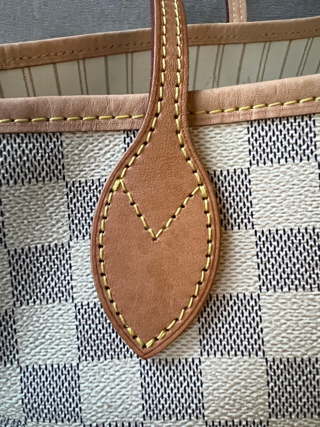 Louis Vuitton Neverfull MM  Damier Azur (RRP £1,410)