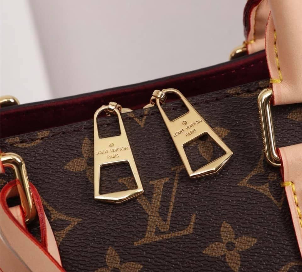 Louis Vuitton Soufflot MM Bag