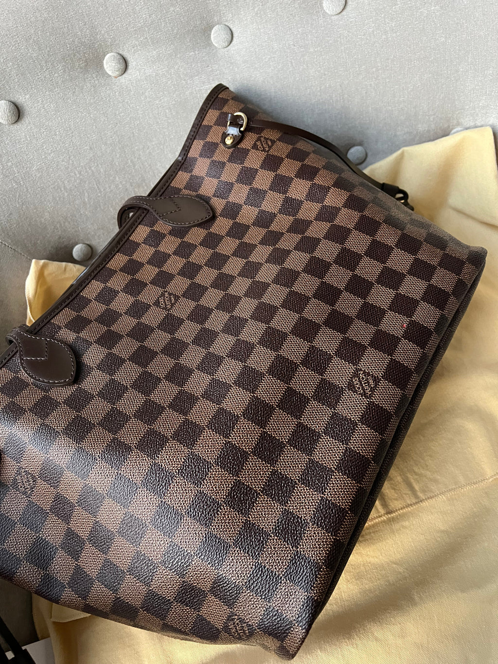 Louis Vuitton Neverfull MM Damier Ebene Cherry Interior (RRP £1,410)