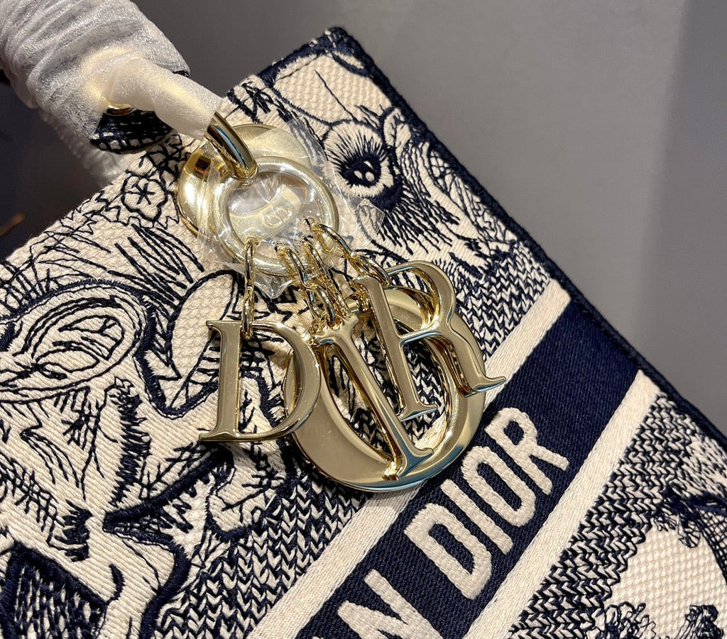 Christian Dior Medium Lady D Lite Bag