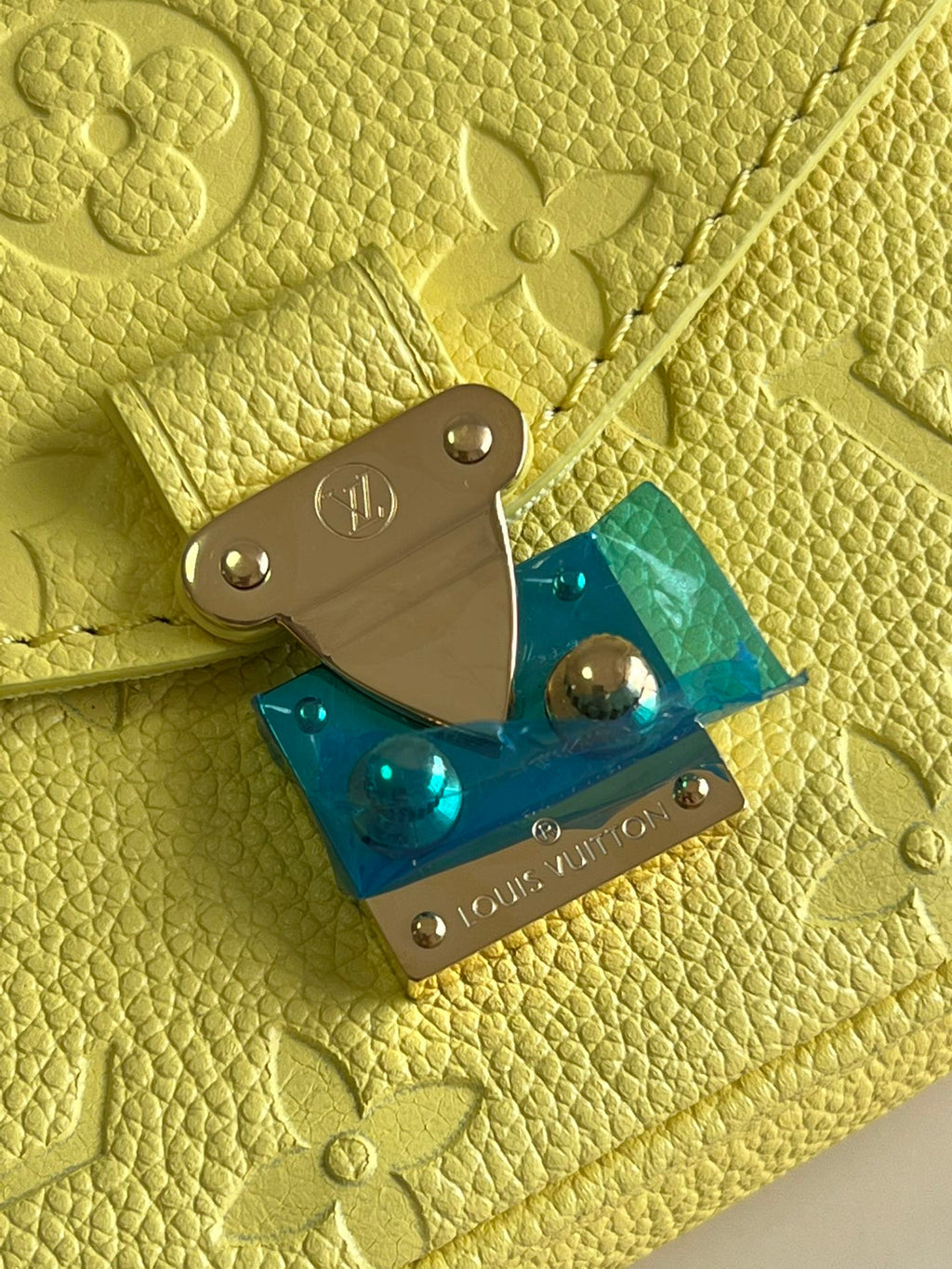 Louis Vuitton Micro Metis Bag