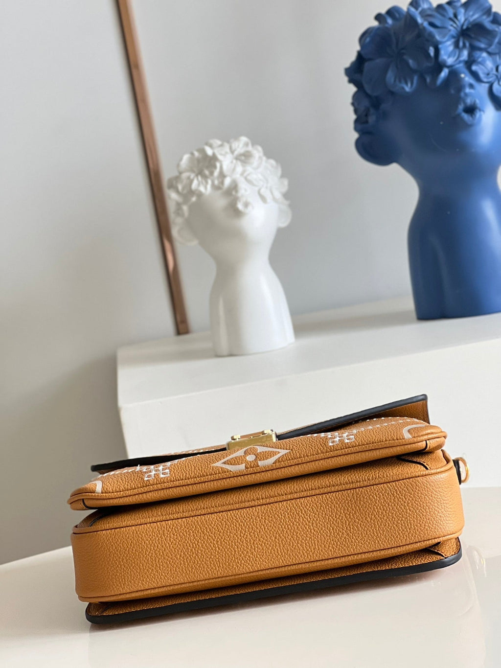Louis Vuitton Pochette Metis Bag