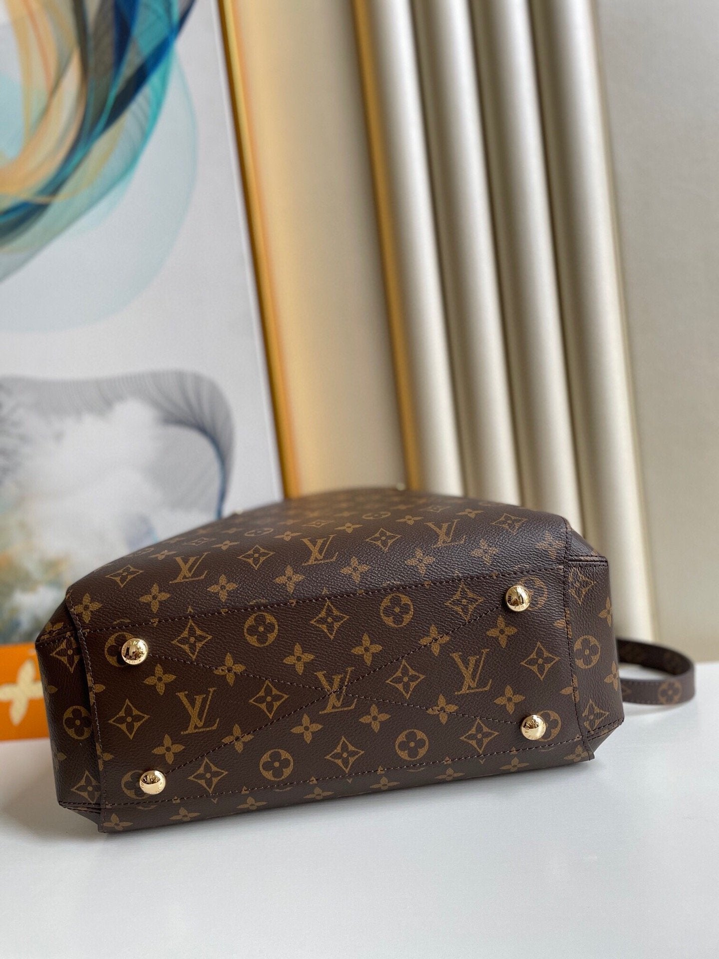 Louis Vuitton Montaigne MM Bag