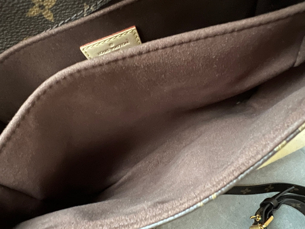 Louis Vuitton Pochette Metis Monogram (RRP £1,830)