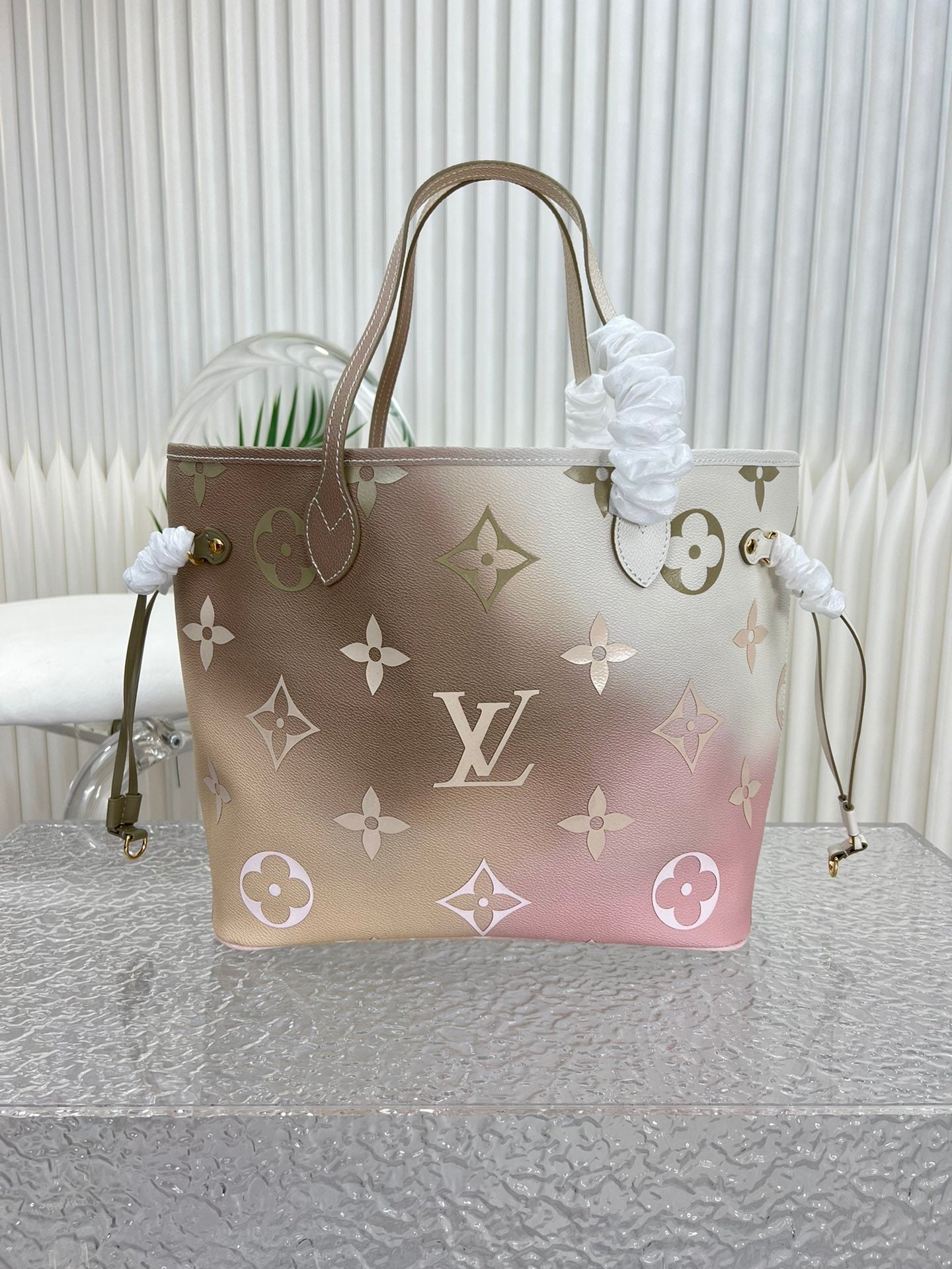 Louis Vuitton Neverfull MM  Tote Bag