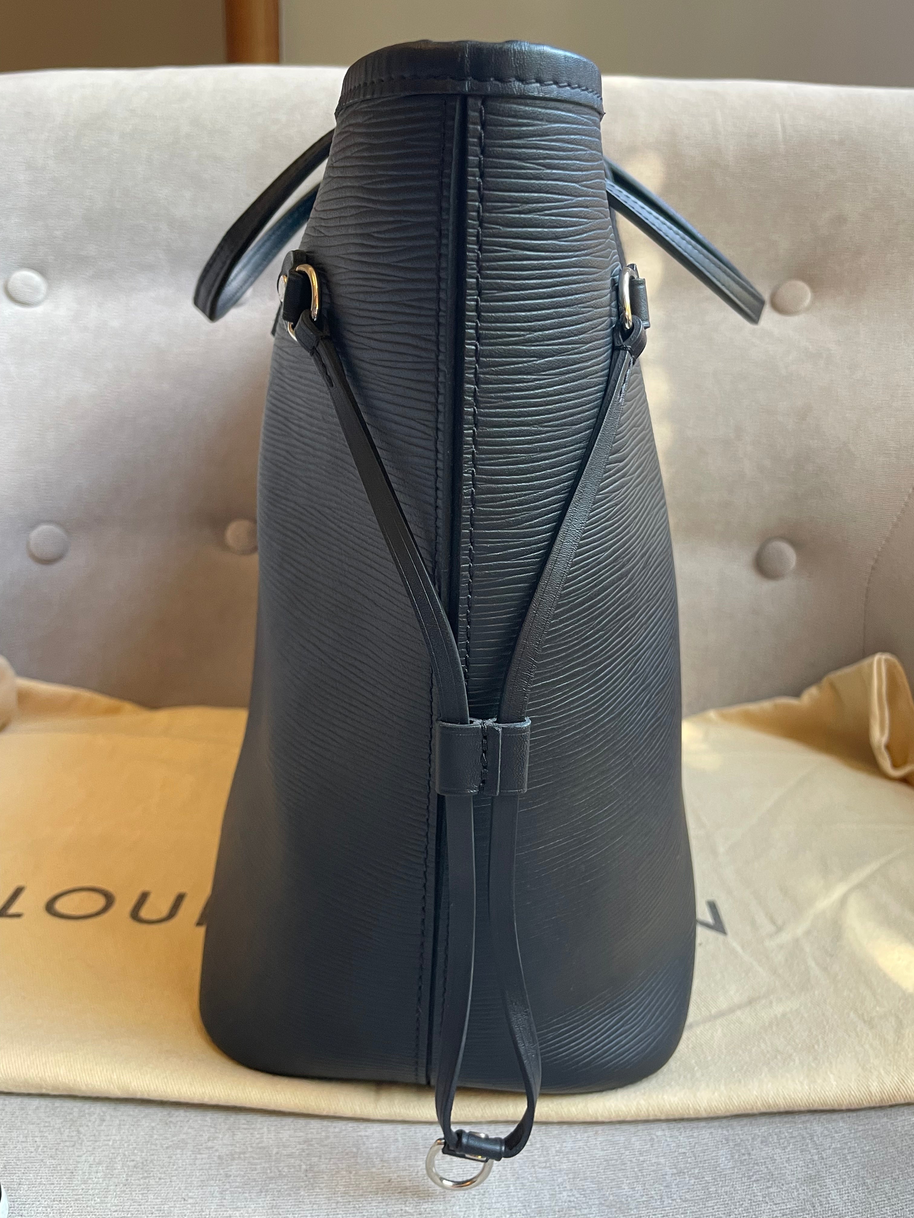 Louis Vuitton Neverfull MM Black Epi Leather (RRP £1,740)
