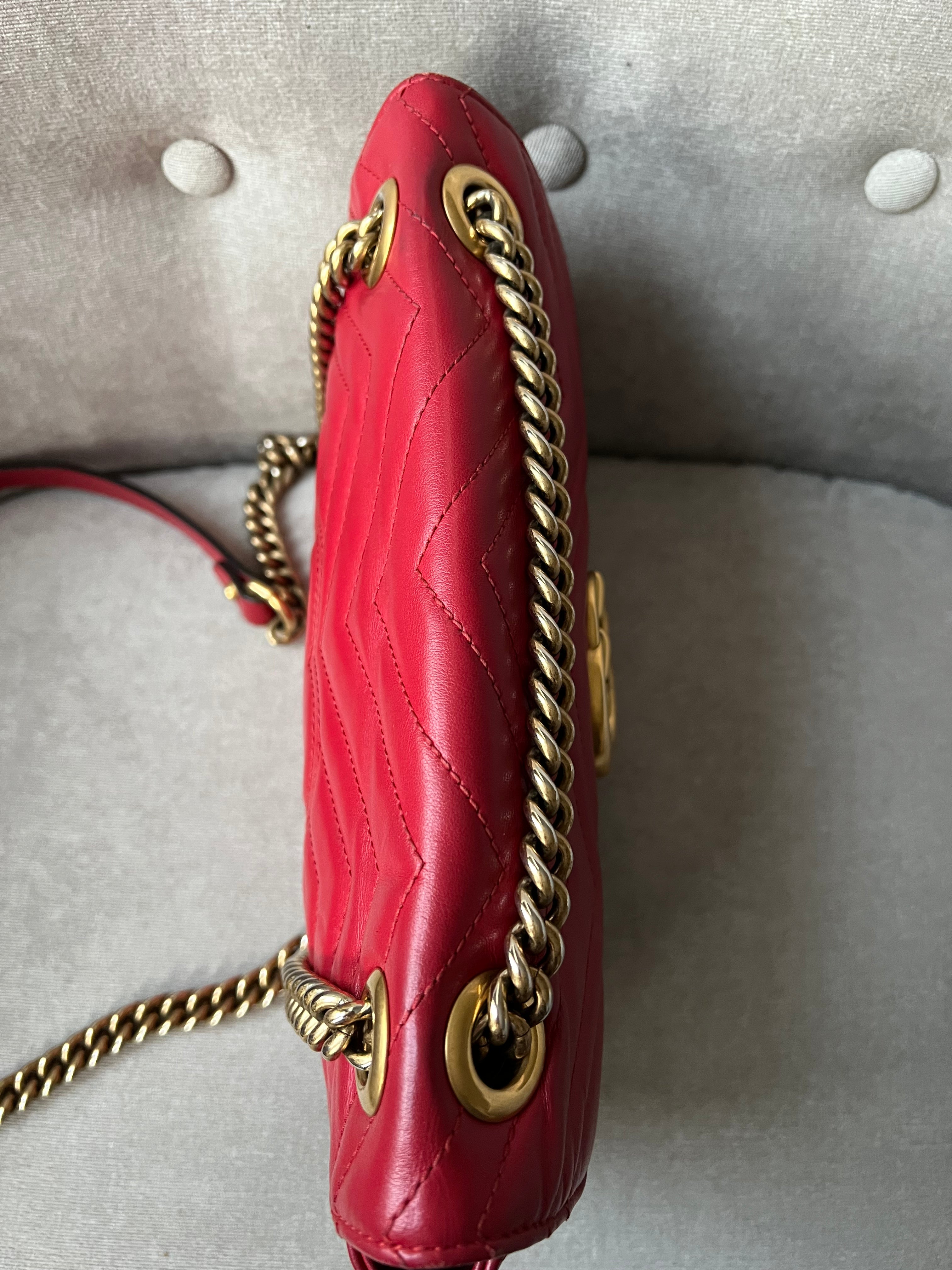 Gucci GG Hibiscus Red Marmont Small Shoulder Bag