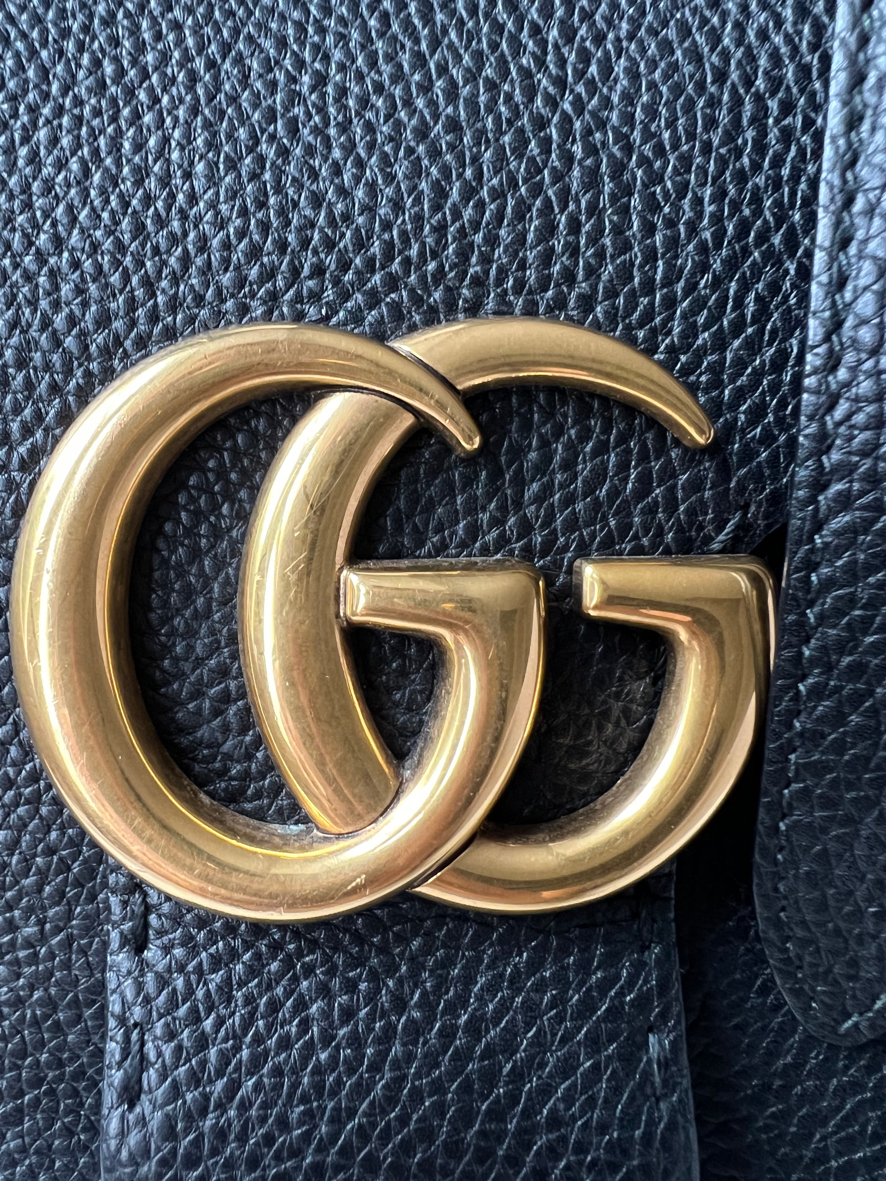Gucci GG Black Marmont Medium Top Handle Bag