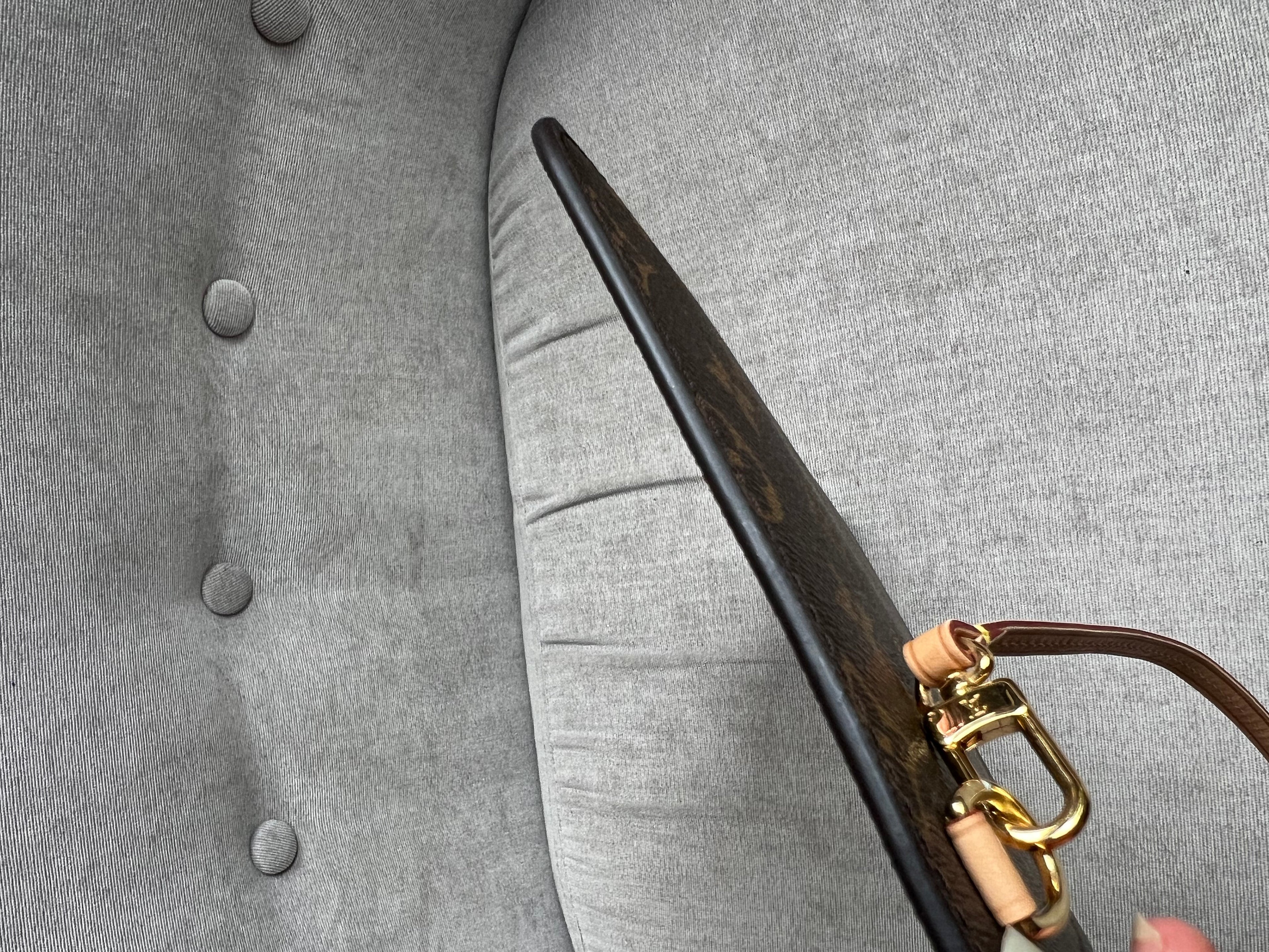 Louis Vuitton Pouch (from Neverfull MM) in Monogram