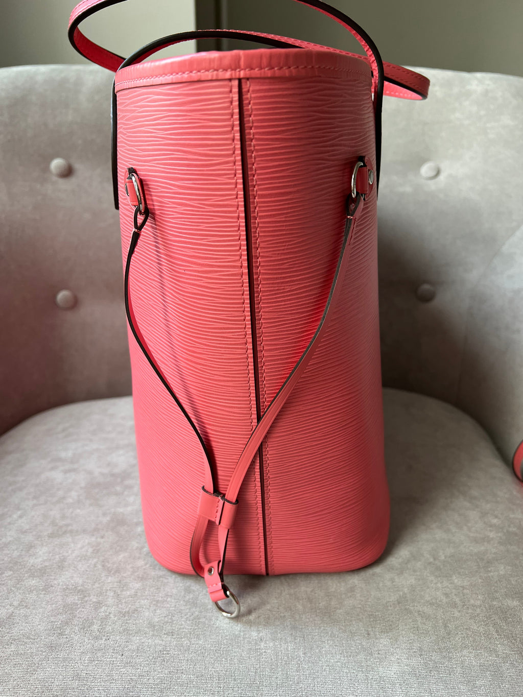 Louis Vuitton Neverfull MM Coral Epi Leather (RRP £1,740)