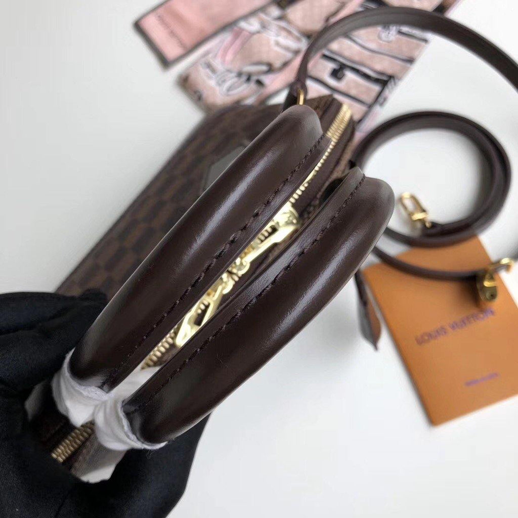 Louis Vuitton Alma BB Bag