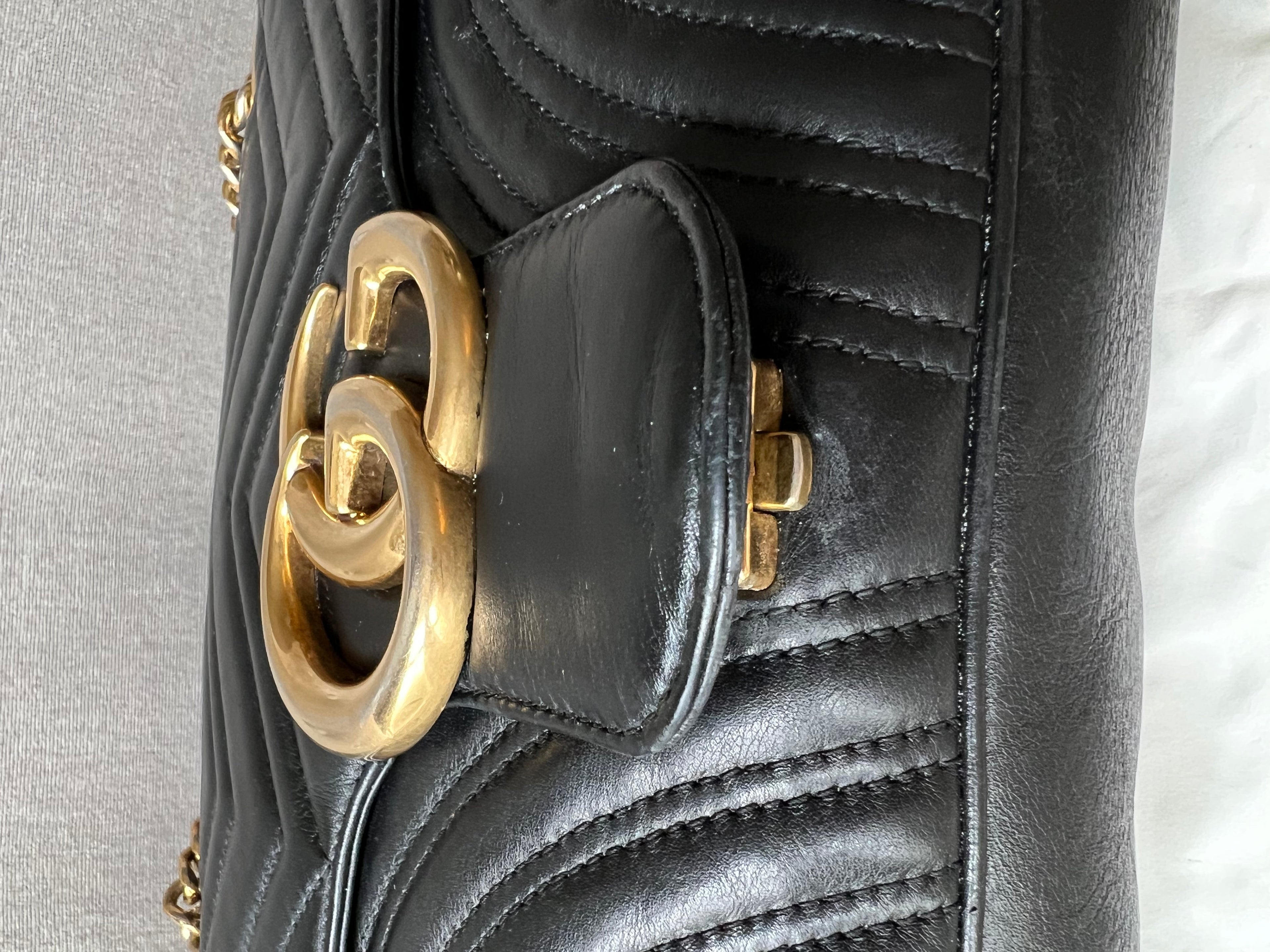 Gucci GG Black Marmont Medium Shoulder Bag (RRP £2,070)