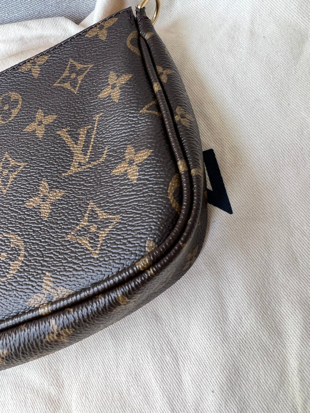 Louis Vuitton Multi Pochette Accessoires Rose Chiaro (RRP £1830)