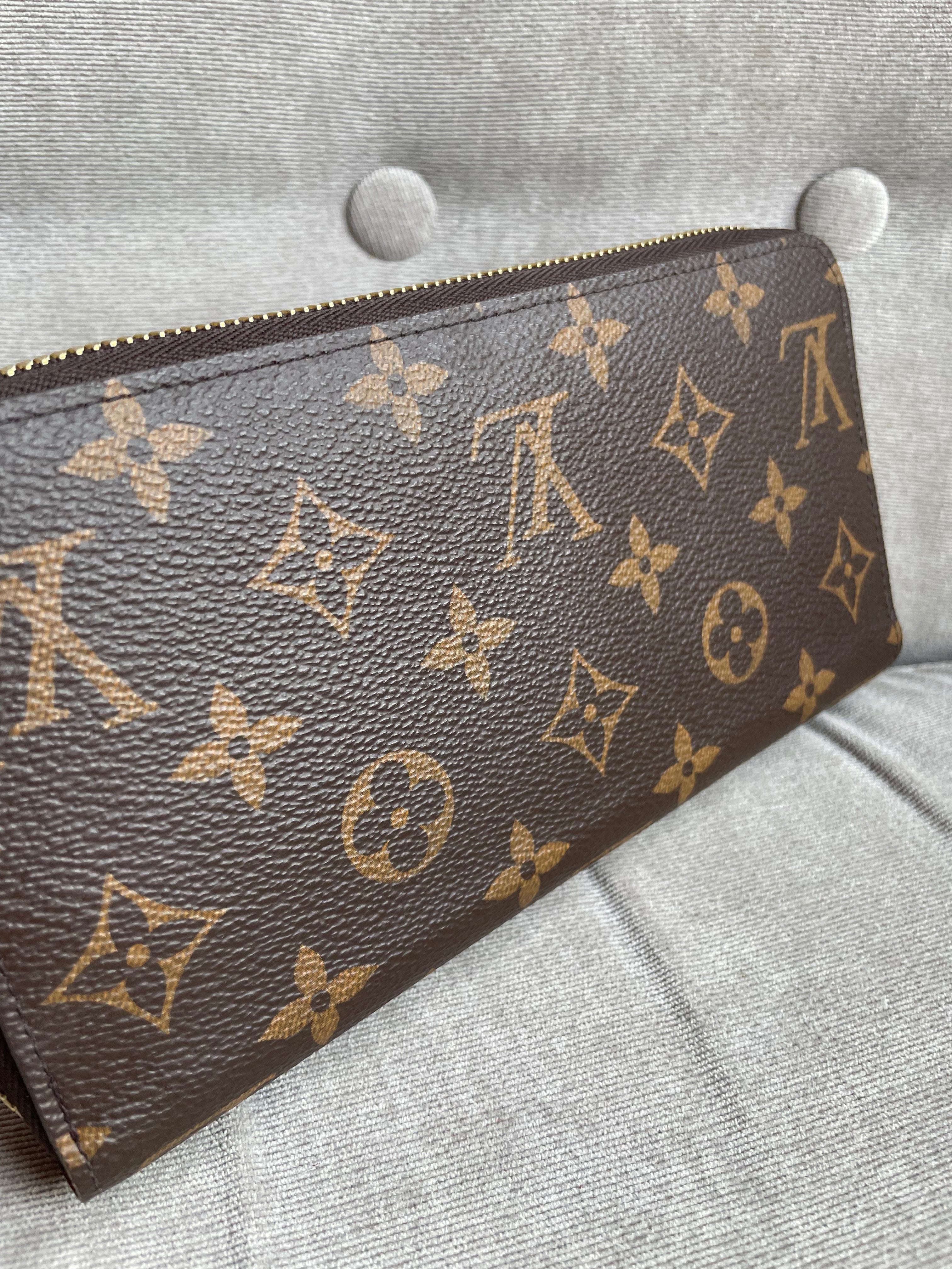 Louis Vuitton Zippy Wallet in Monogram (RRP £565)