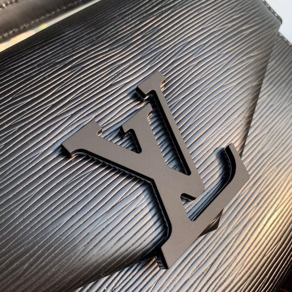 Louis Vuitton Pochette Grenelle Bag