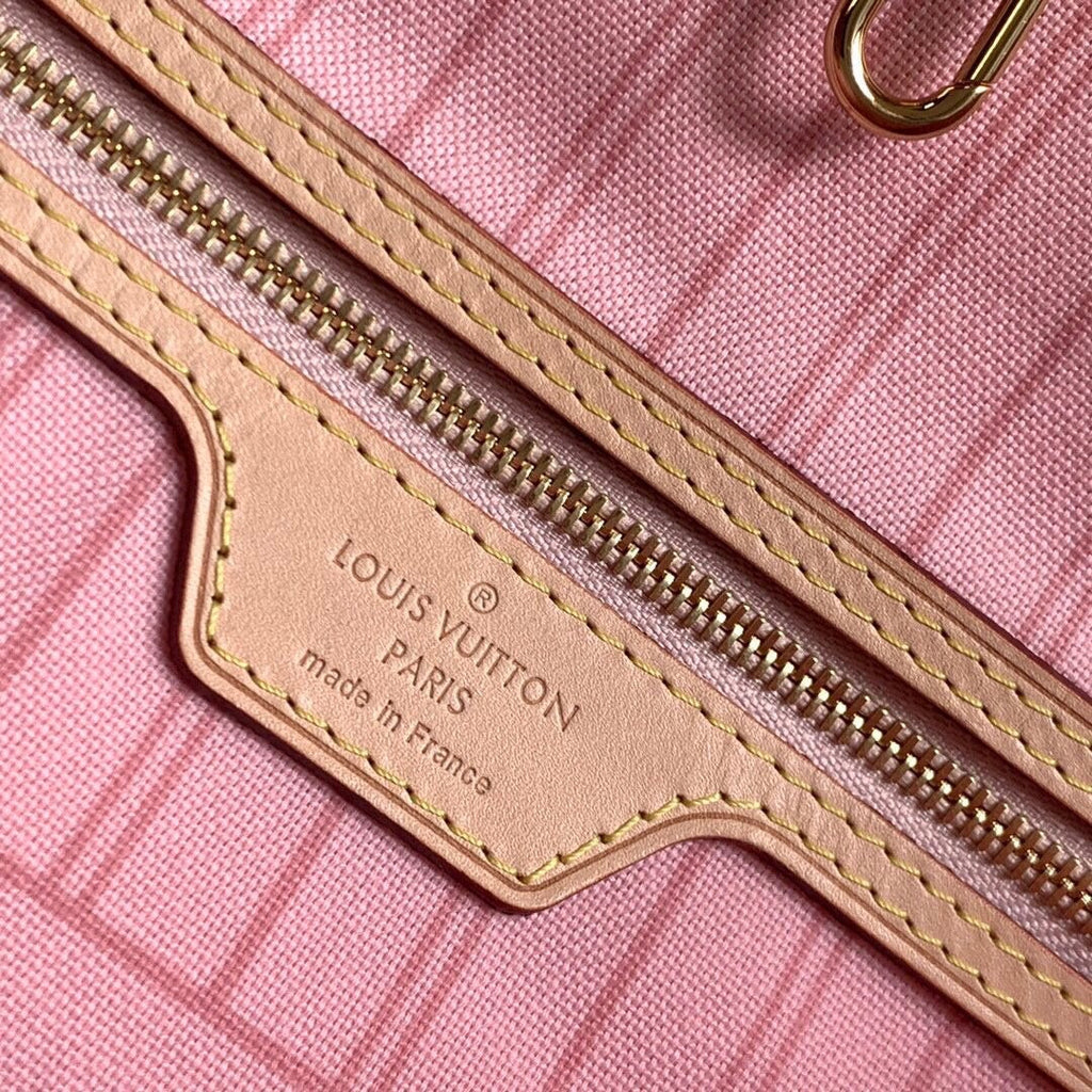 Louis Vuitton Neverfull MM Tote Bag