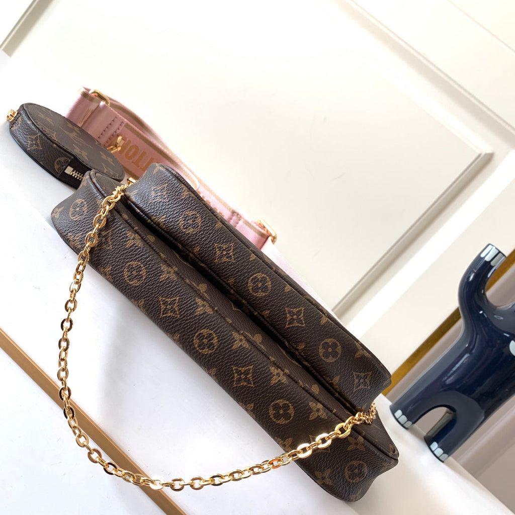 Louis Vuitton Multi Pochette Accessories Bag