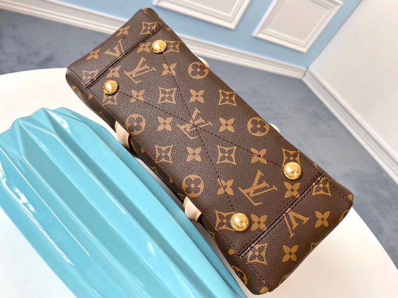 Louis Vuitton Soufflot BB Bag