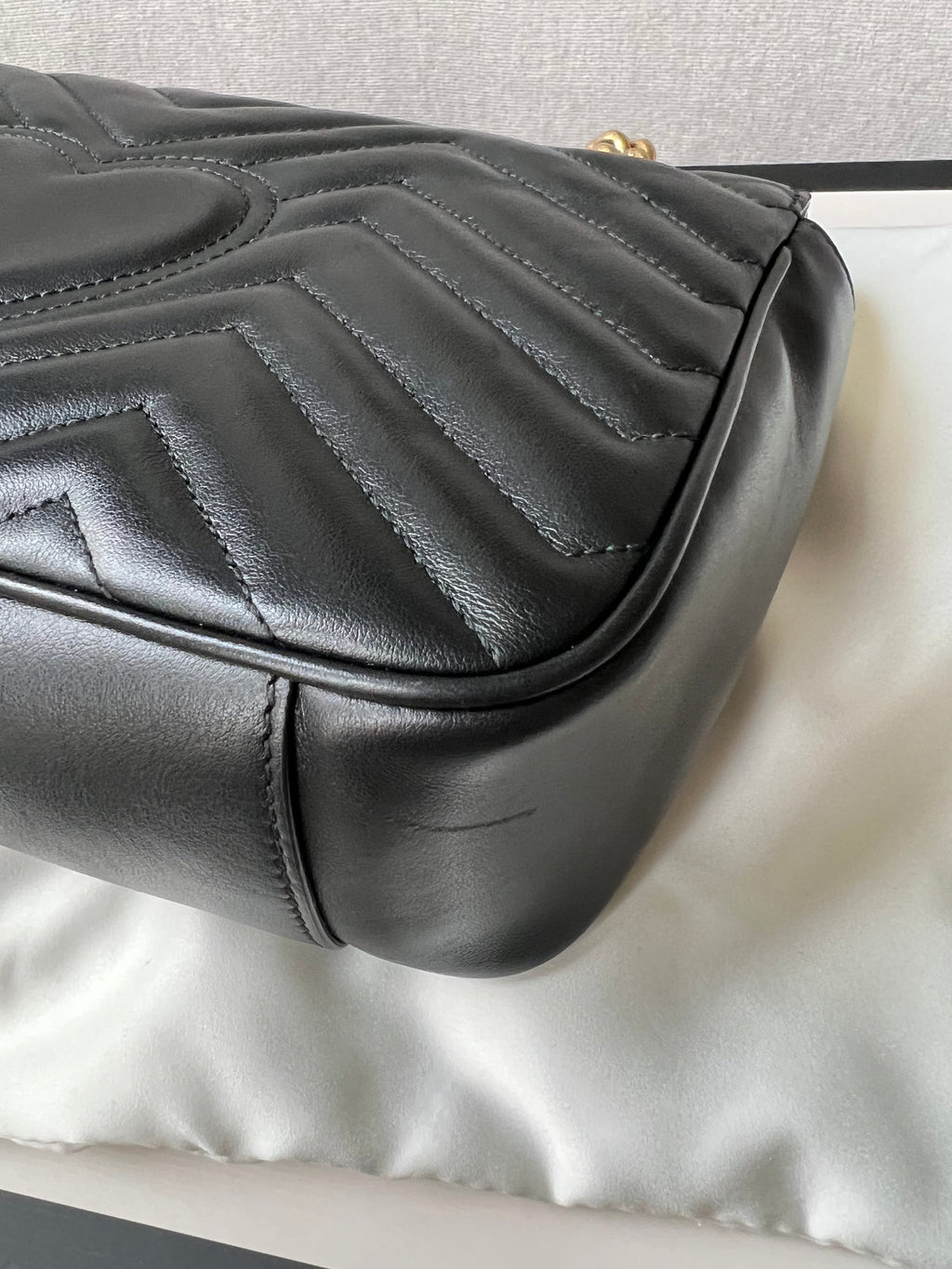 Gucci GG Black Marmont Small Shoulder Bag (RRP £1800)