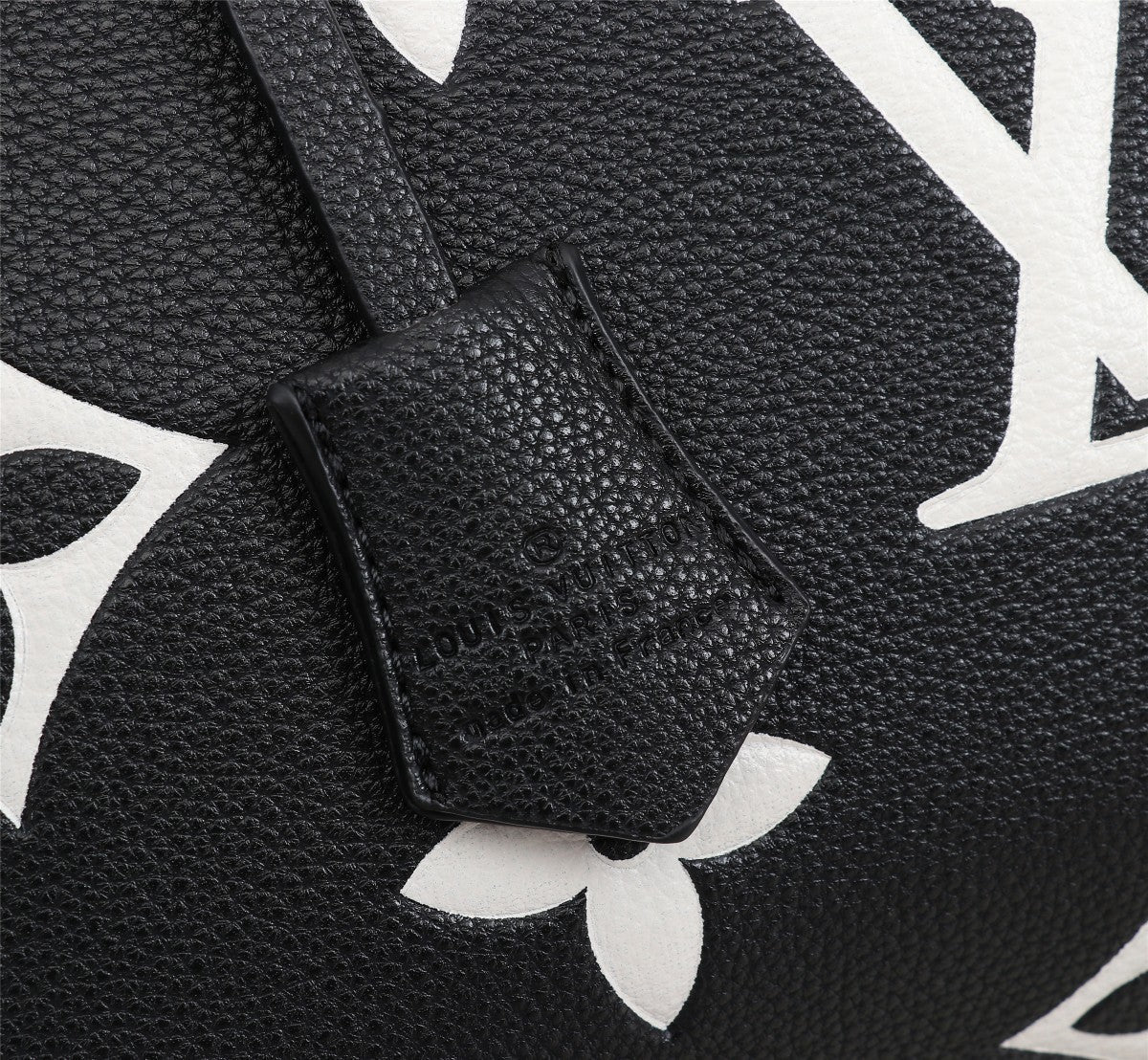 Louis Vuitton Montaigne BB Bag