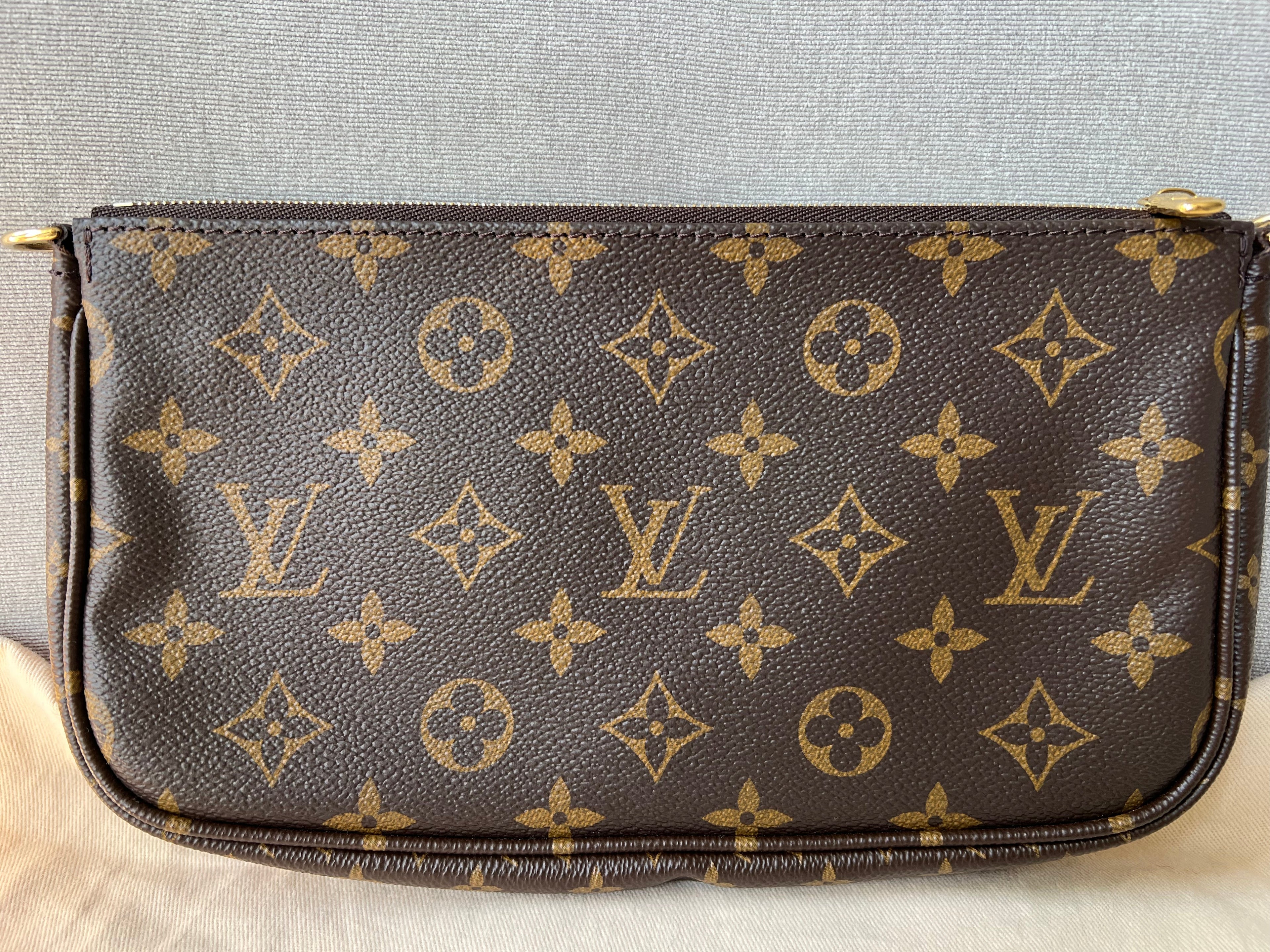 Louis Vuitton Multi Pochette Accessoires Rose Chiaro (RRP £1830)