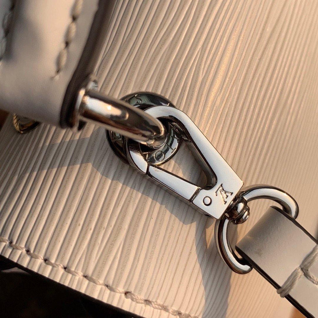 Louis Vuitton Pochette Grenelle Bag