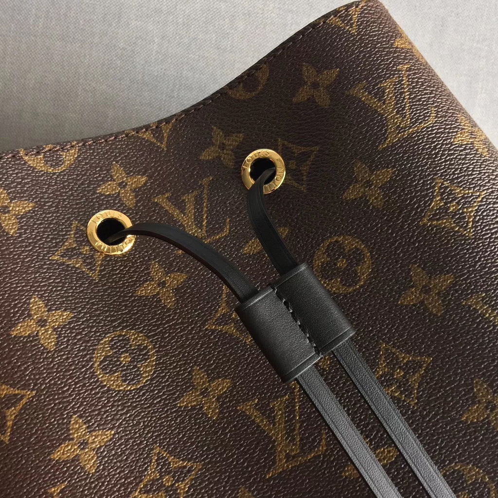 Louis Vuitton NeoNoe MM Bag