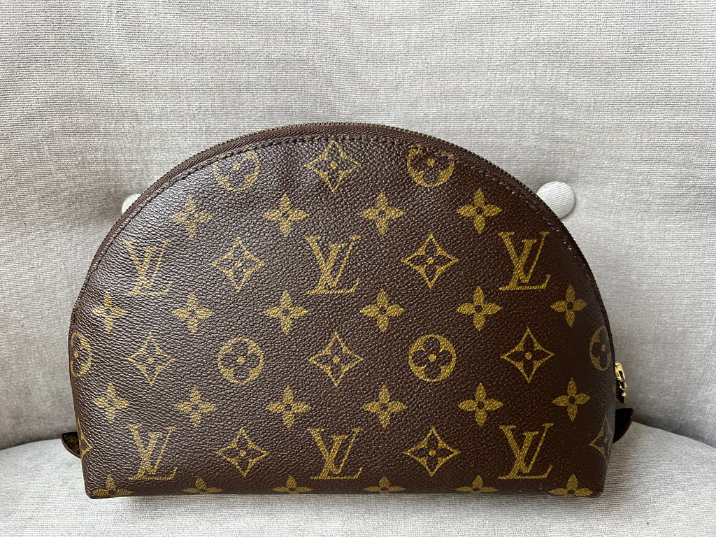 Louis Vuitton Trousse Demi Ronde Monogram